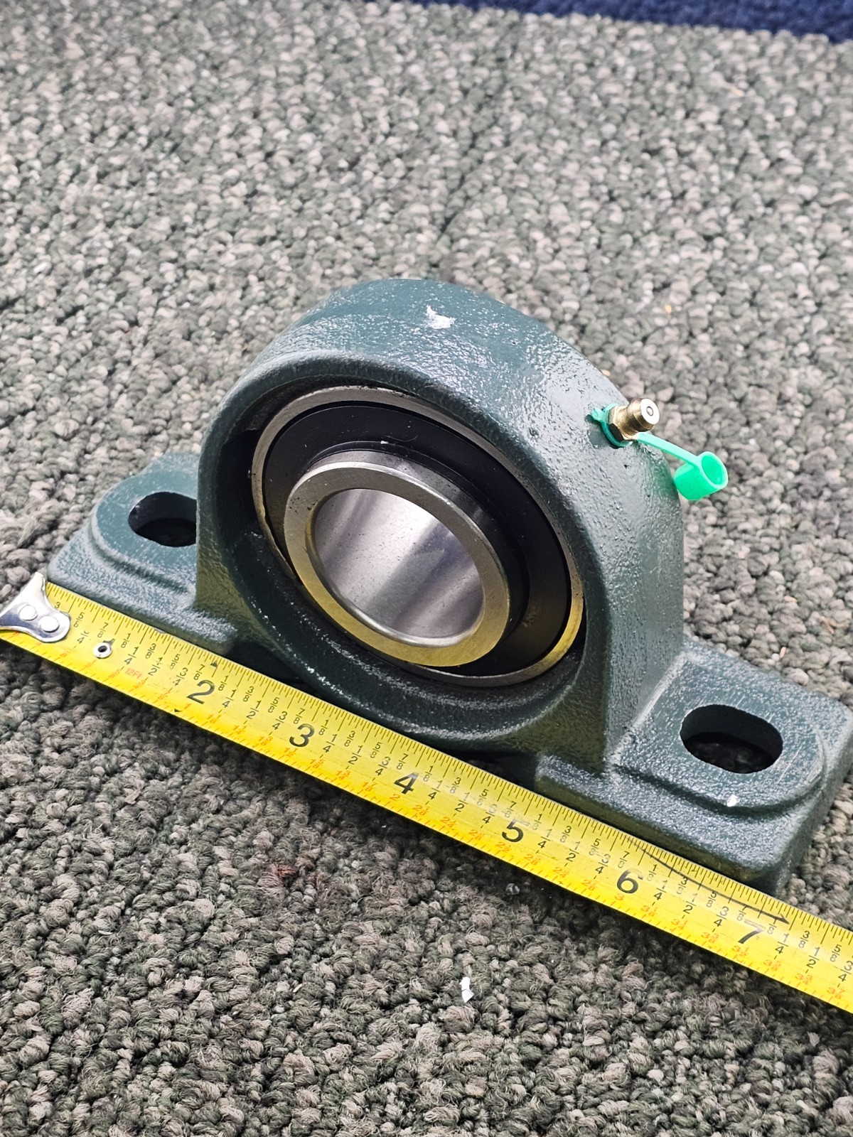 PGN P208 UC208-24 INSERT 2-BOLT PILLOW BLOCK BEARING