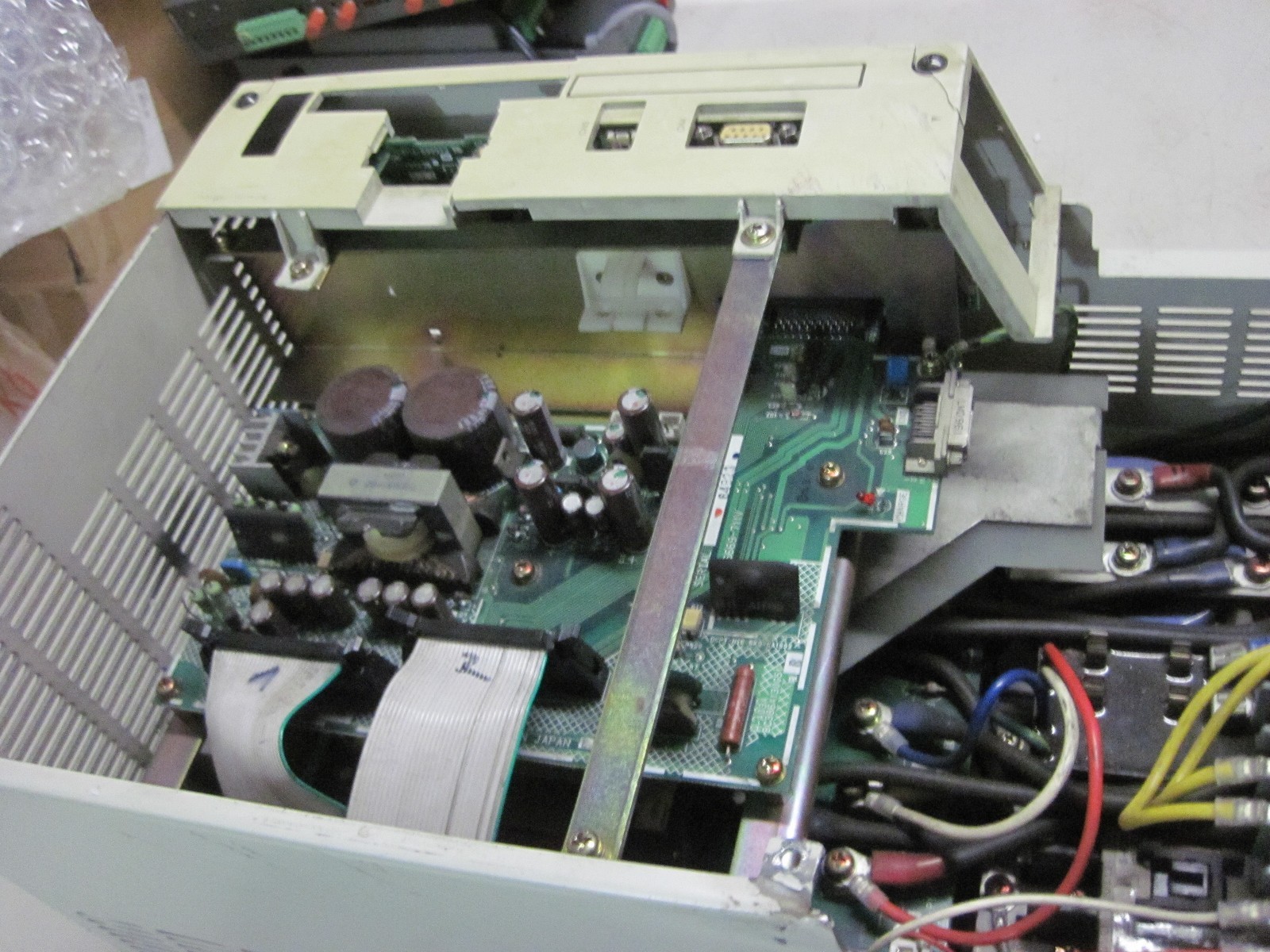 100% WARRANTY Mitsubishi MR-H11KAC-S33 Servo Drive (DESCRIPTION FOR CONDITION)