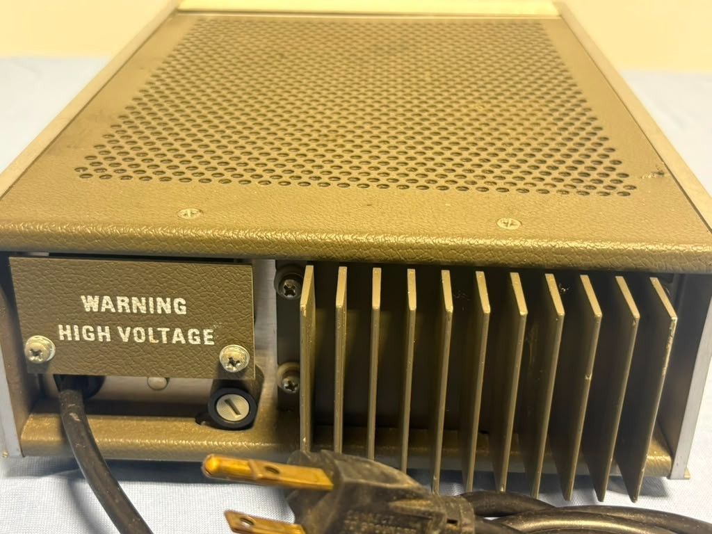 HP Hewlett Packard 0-100V 0-250 mA DC Current Source Model 6181C