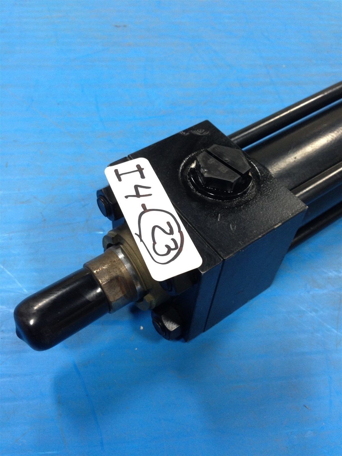 PARKER 01.50 BB2HCT24A 24.00 PNEUMATIC CYLINDER NEW NO BOX (H2)