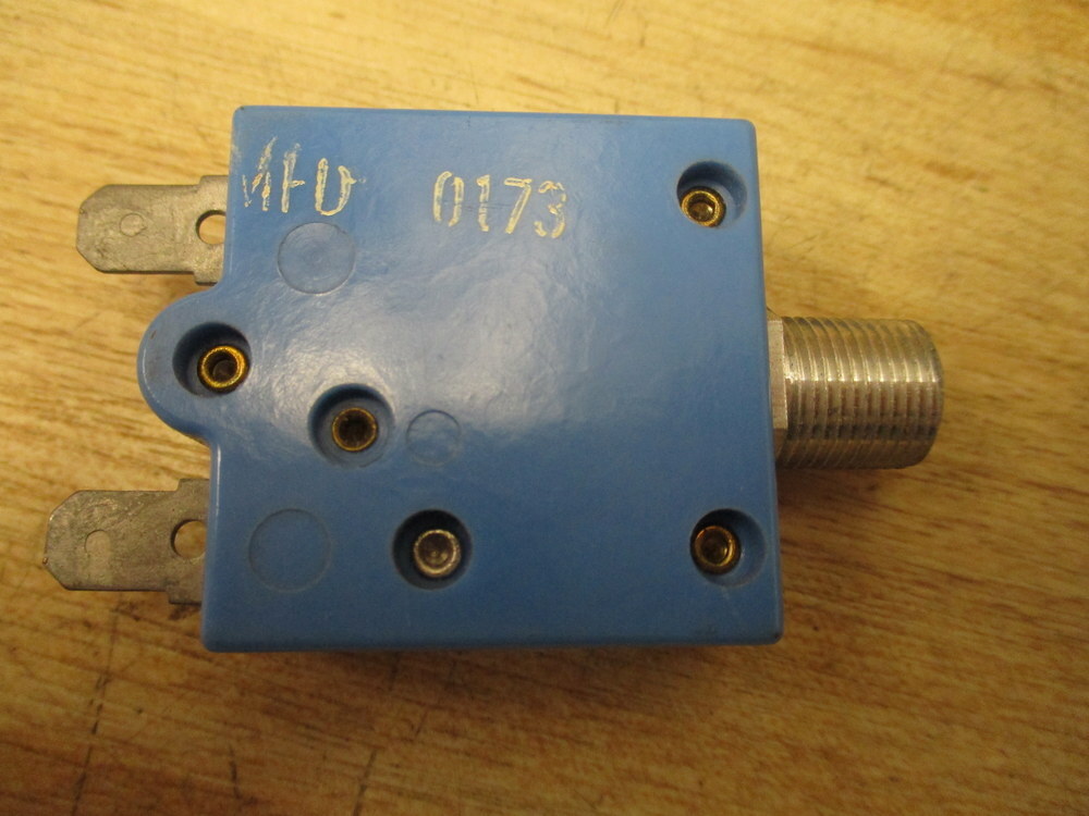 Wood Electric 375-210-101 10 AMP Circuit Breaker 375210101