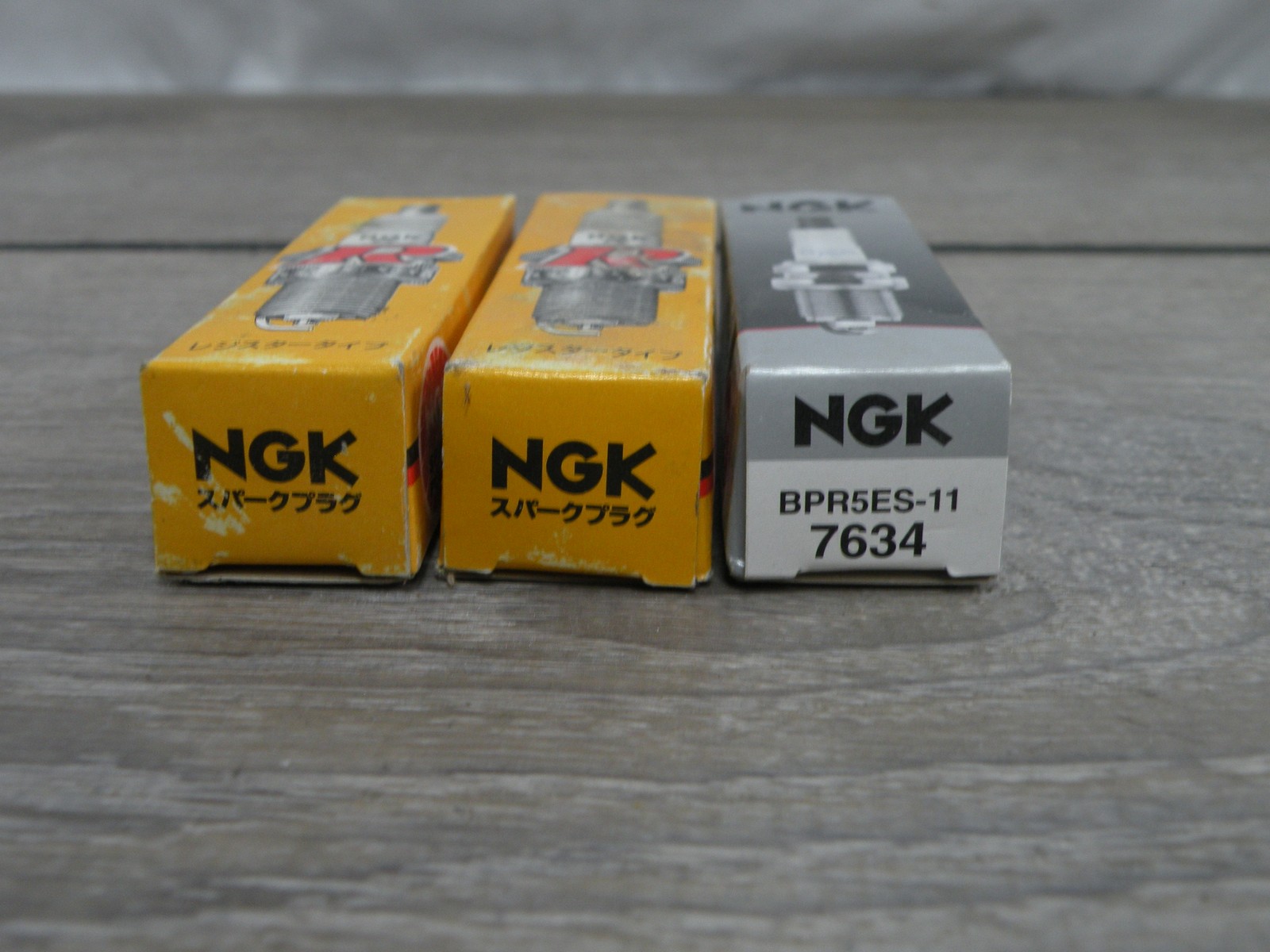 NGK BPR5ES-11 7634 BP6ES Spark Plugs Made in Japan – Lot of 3 New in Box