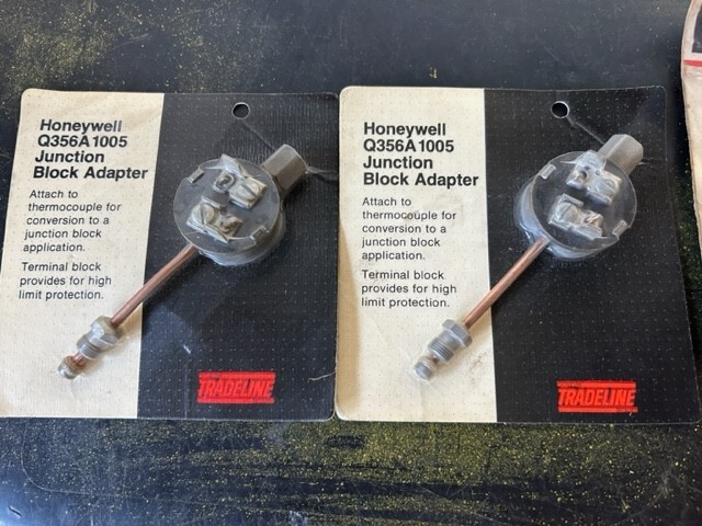 HONEYWELL TRADELINE CONTROLS Q356A1005 JUNCTION BLOCK ADAPTER NOS