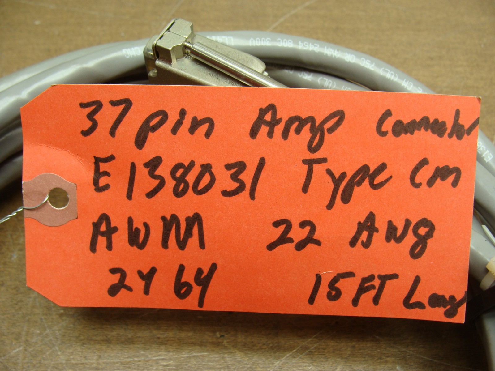 AMP DATA CABLE 37 PIN E138031 TYPE CM AWM 22 AWG 2464 15 FEET LONG