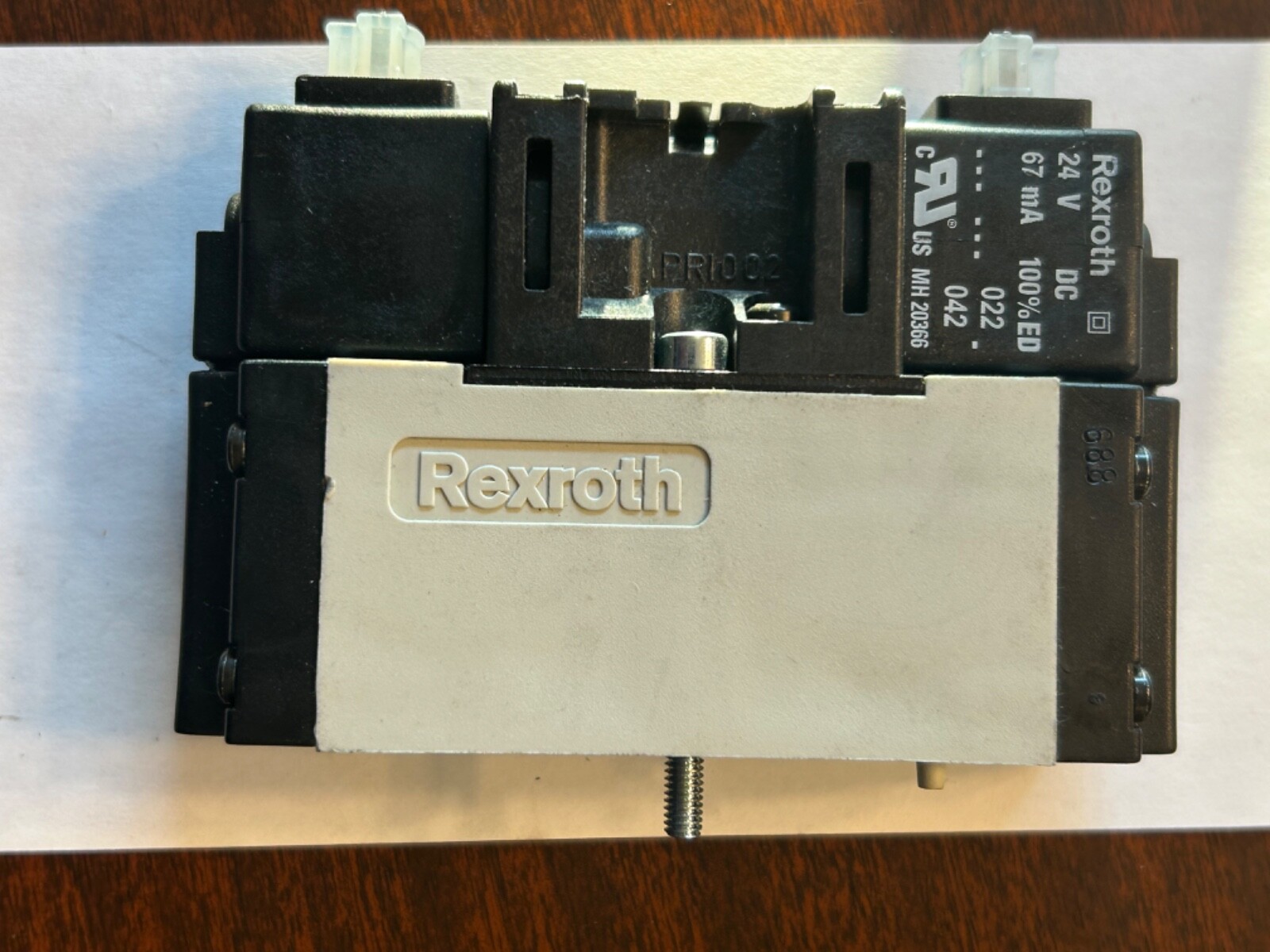 BOSCH REXROTH #576 386 0 24V MAGNETIC SOLENOID VALVE, NEW