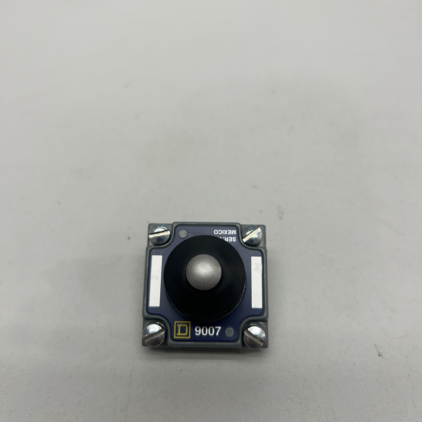 NEW Square D Class 9007 Type F Turret Operating Head *FREE SHIPPING*
