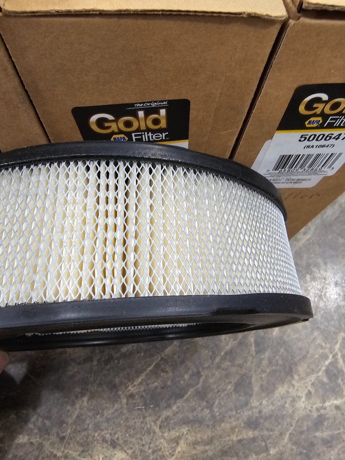 NAPA GOLD 500647 Air Filter SA10647 BRAND NEW