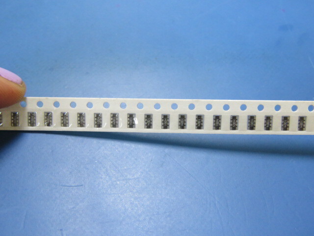 YAGEO TC164-FR-071ML Qty of 4150 per Lot 1M Ohm �1% 62.5mW Power Per Element