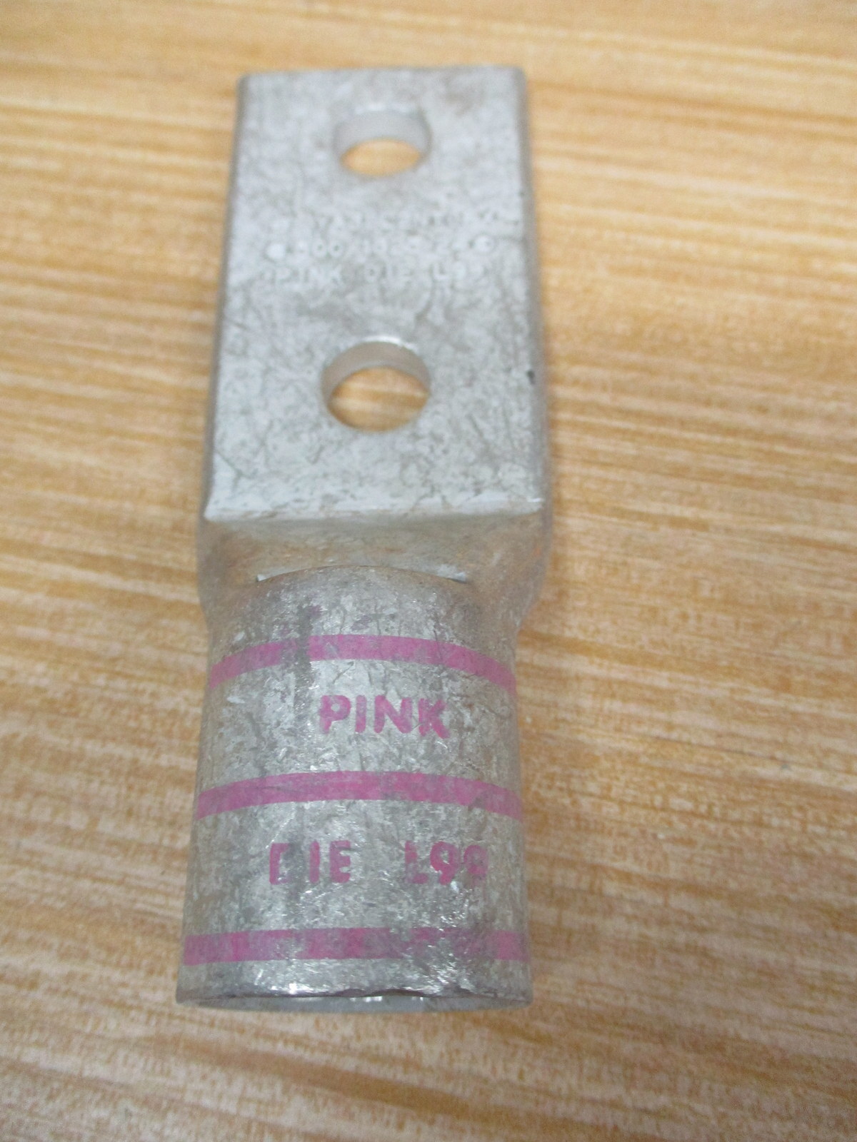 Burndy YA38L2NTCFX Compression Lug