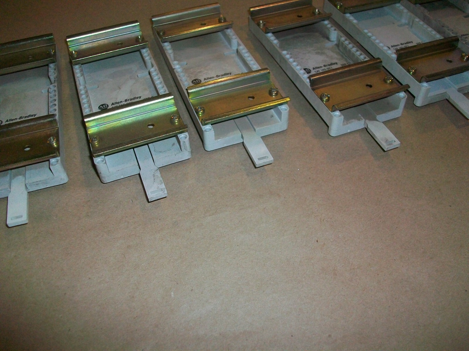 7PC ALLEN BRADLEY 140-DC1