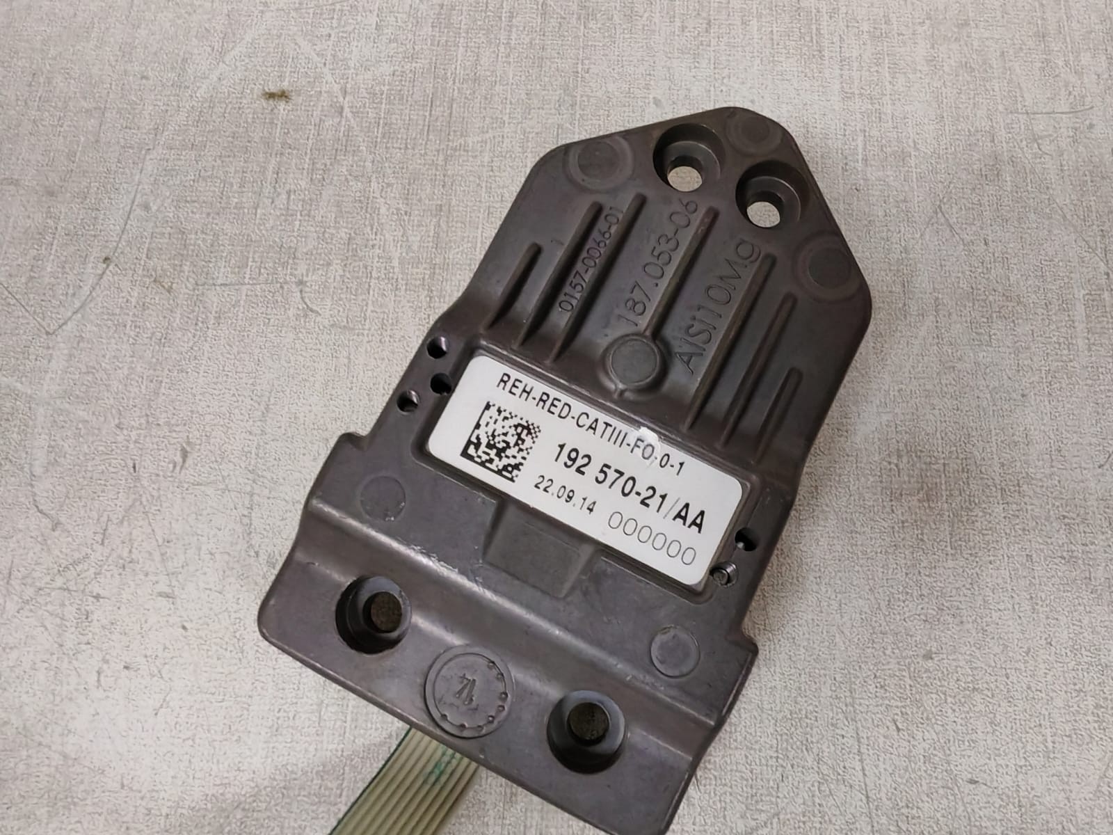 REH-RED-CATIII-FO-0-1 RUNWAY EDGE LIGHT 192 570-21/AA