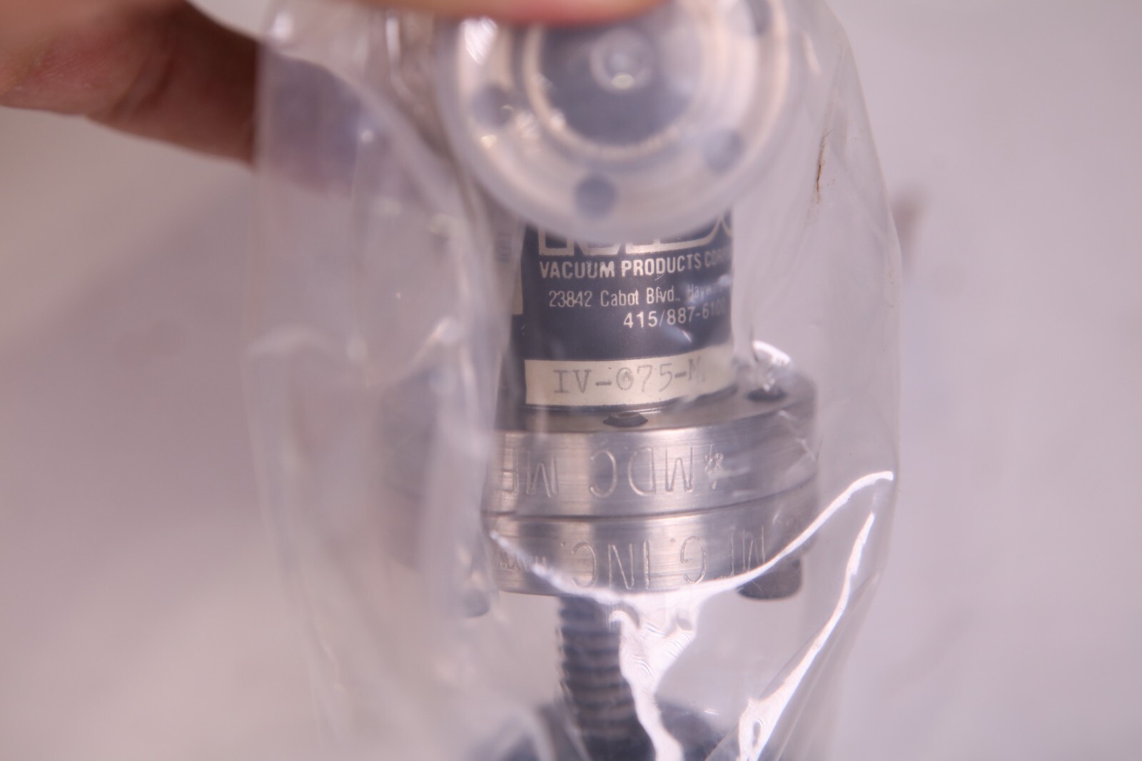 MDC Vacuum Products IV-075m Valve New, Old Stock