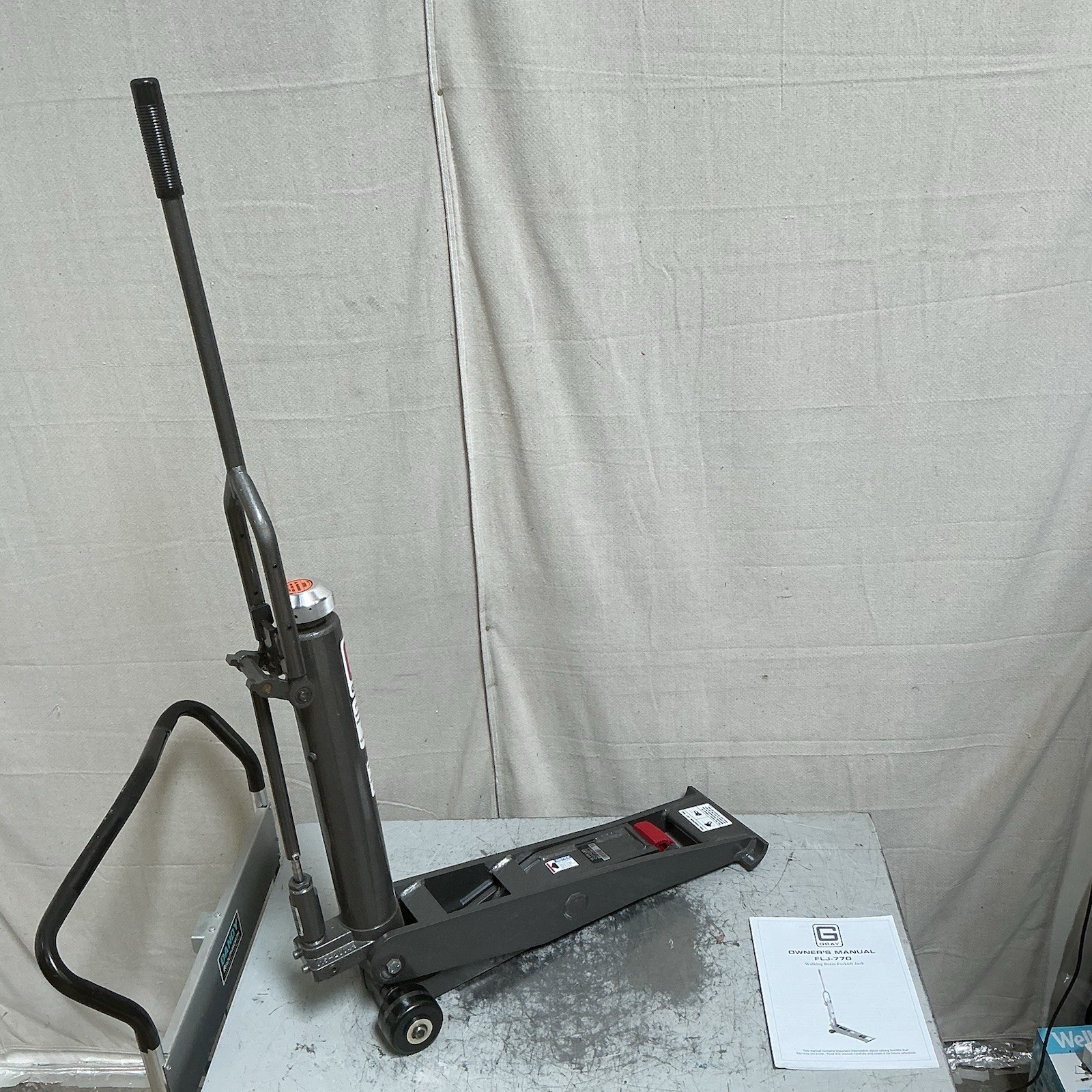 Gray FLJ-770B 7.72 Ton Load Capacity 16 In Max Lift Steel Forklift Jack (D)