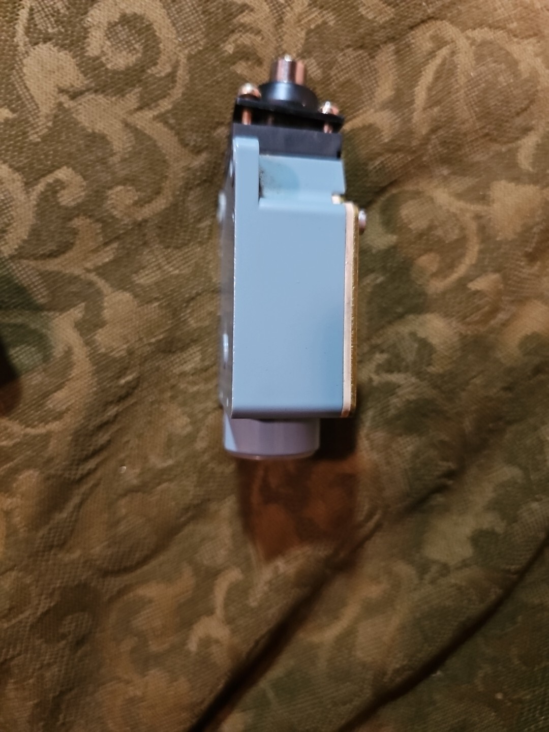 Telemecanique ZCKL1 Limit Switch with ZCK-D10 Button Head NEW NO BOX