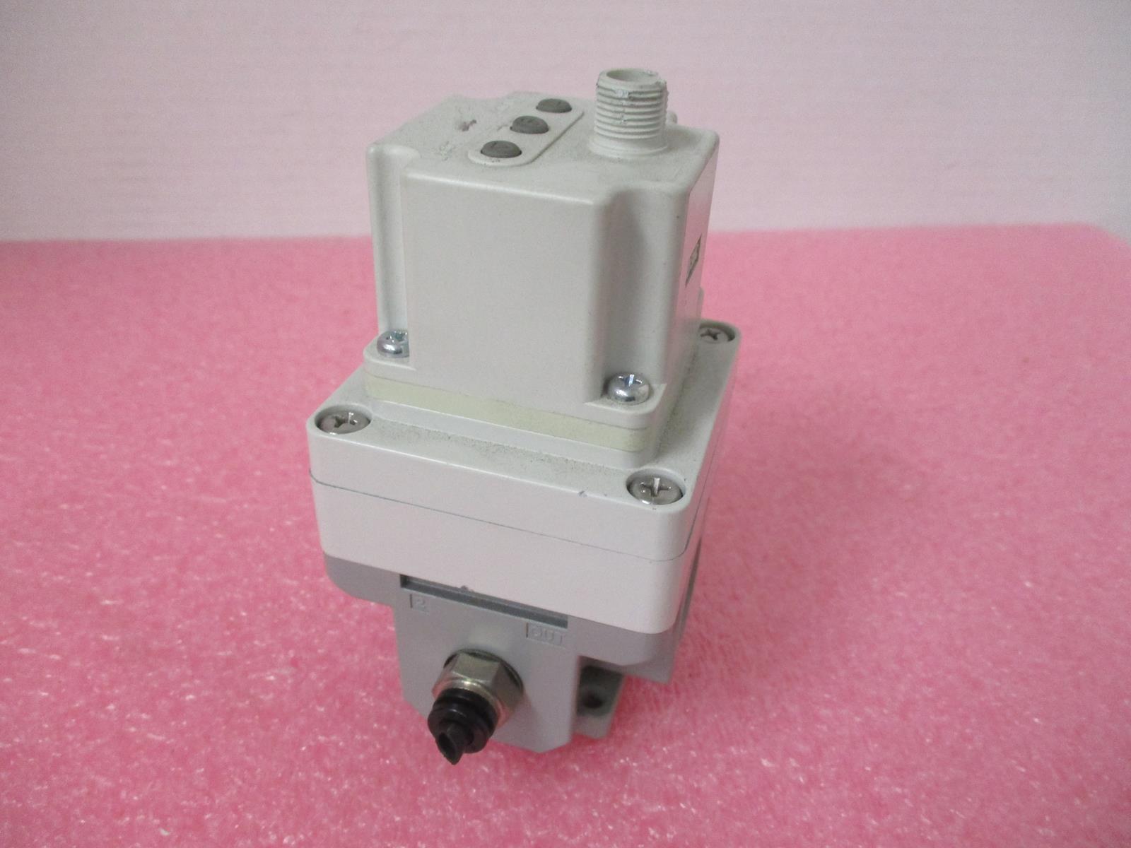 SMC ITV3050-222S3 PNEUMATIC REGULATOR