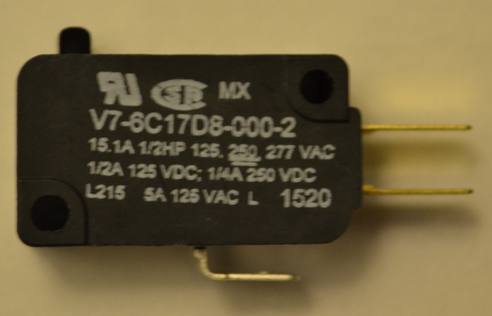 3 pieces V7-6C17D8-000-2 Honeywell Micro Switch