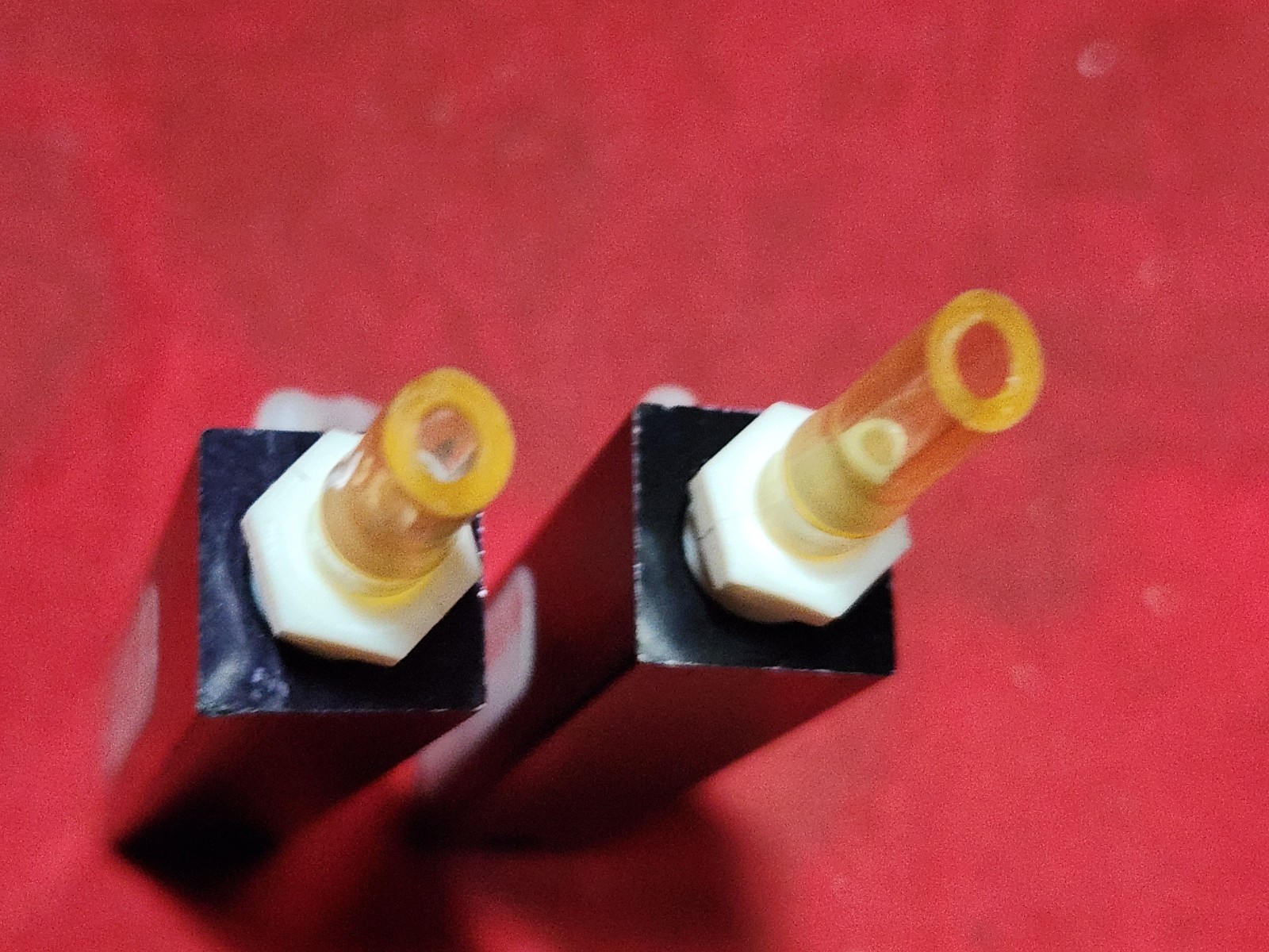 2 PNEUMADYNE M32 4 inline air gas Manifold 6w6