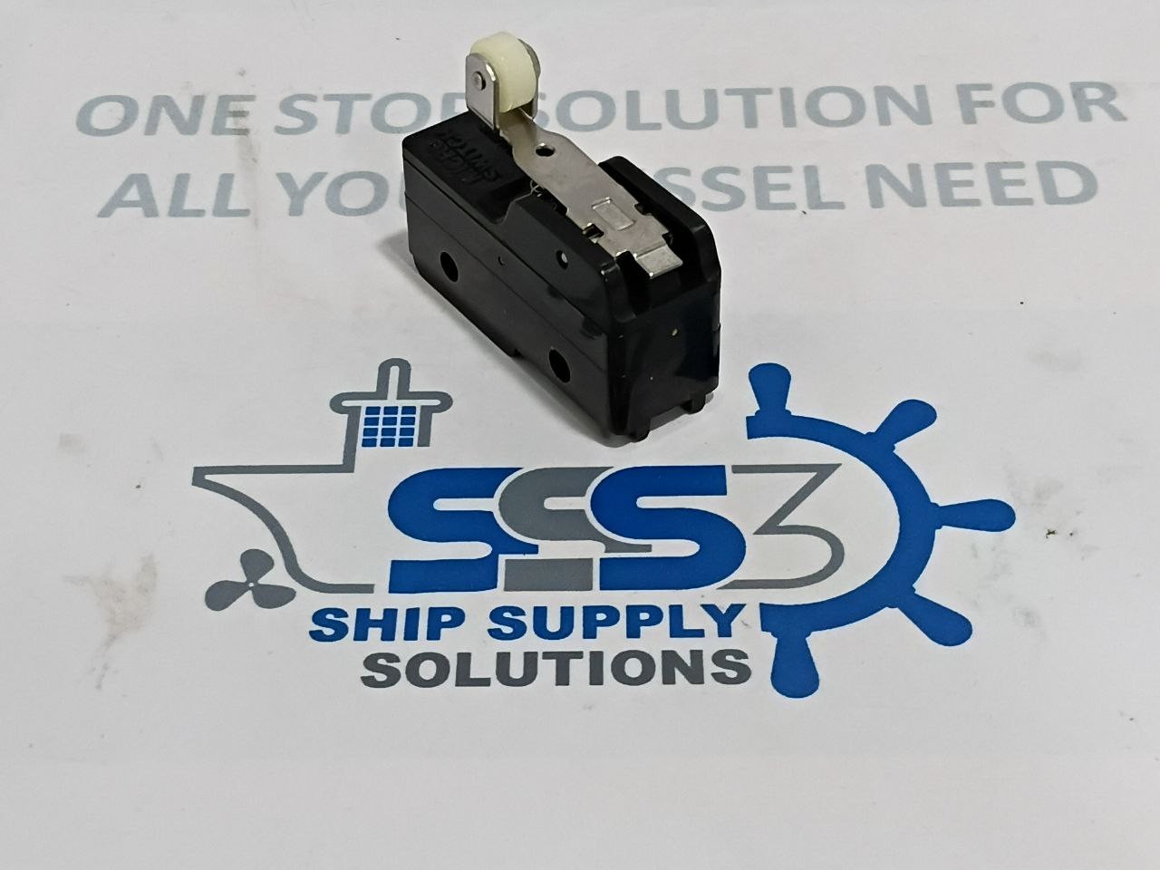 Yamatake Honeywell BZ-2RW822-J Micro Switch 15A-125 -250 OR 480V AC
