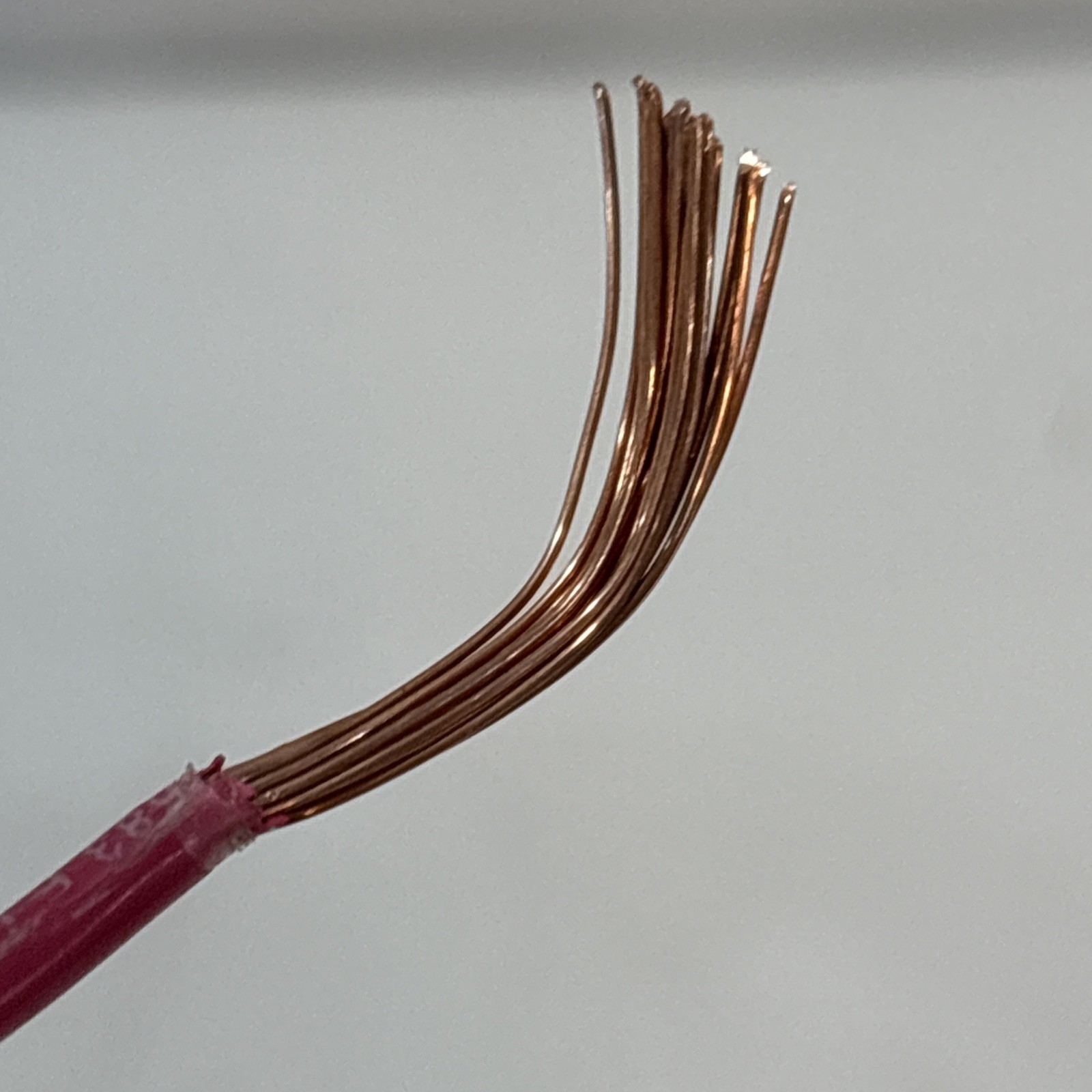 Southwire 12 AWG 3.307 mm2 Machine Tool Wire – Roughly 250 Feet?