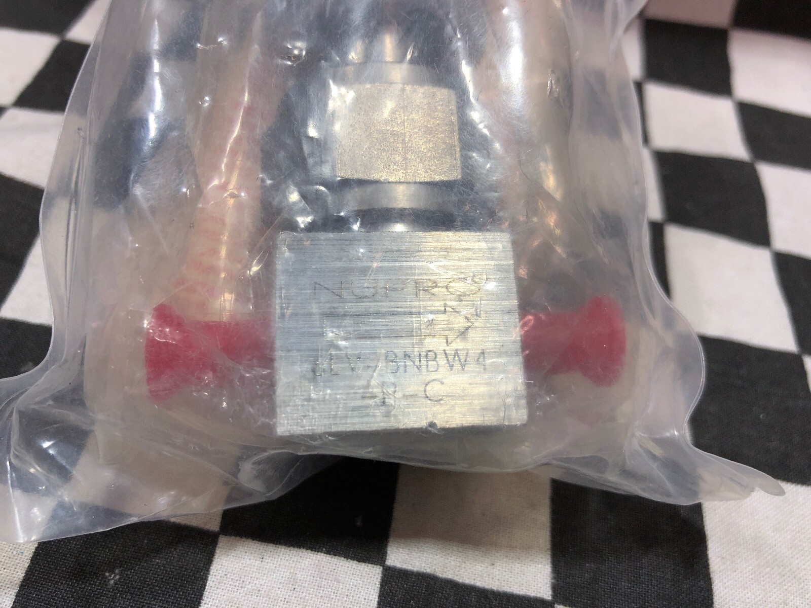 SWAGELOK 6LV-BNBW4-P-C, High Purity Bellows Valve 1/4″ TBW, SHIPSAMEDAY#136HD