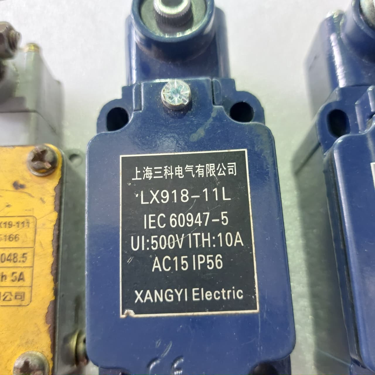 XANGYI EIECTRIC LX918-11L IEC 60947-5 UI:500V ITH:10A AC 15 IP 56