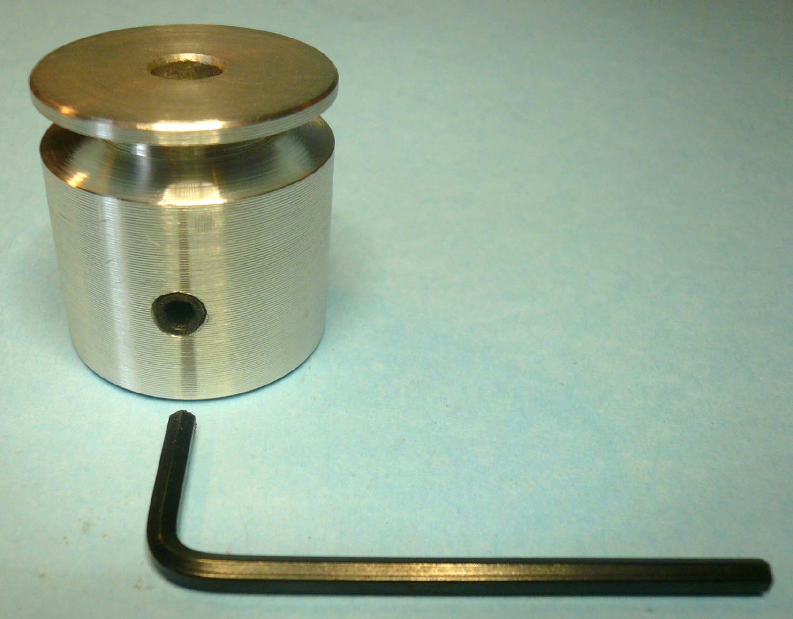 1-5/16″ Dia x 1/4″ Wide V-Belt Pulley Aluminum x 5/16″ (8mm) Bore +Set Screw New