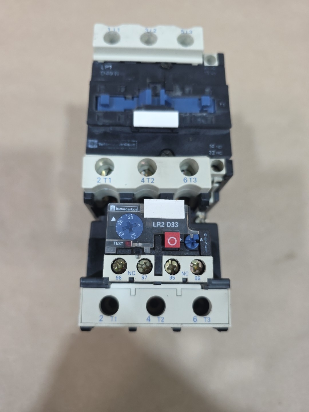 Telemecanique Starter LC1 D4011/LR2D3353 120V Coil Trip: 23-32A Used
