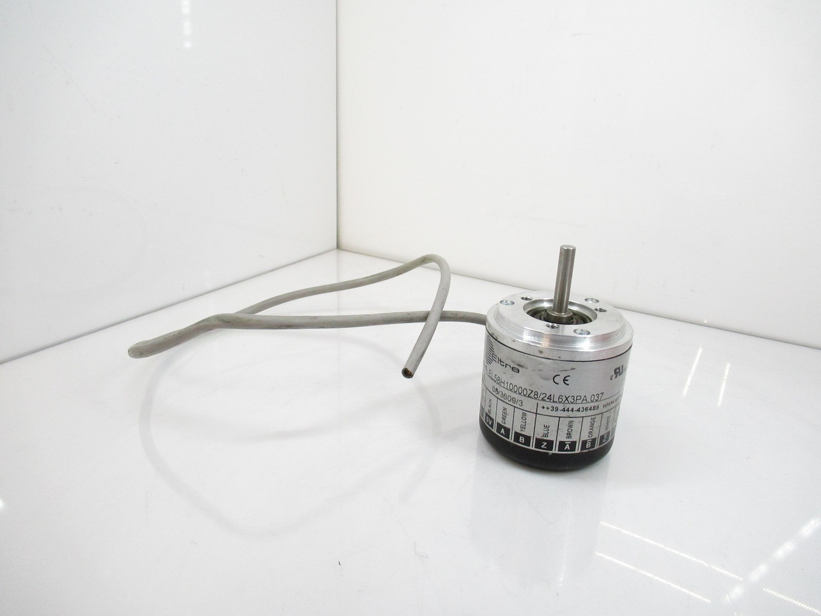 Eltra EL58H10000Z8/24L6X3PA.037 Incremental Rotary Encoder, 3000RPM Max.