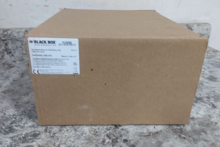 Black Box SW2008A-USB-EAL ServSwitch Secure KVM Switch with USB, DVI 2 Port
