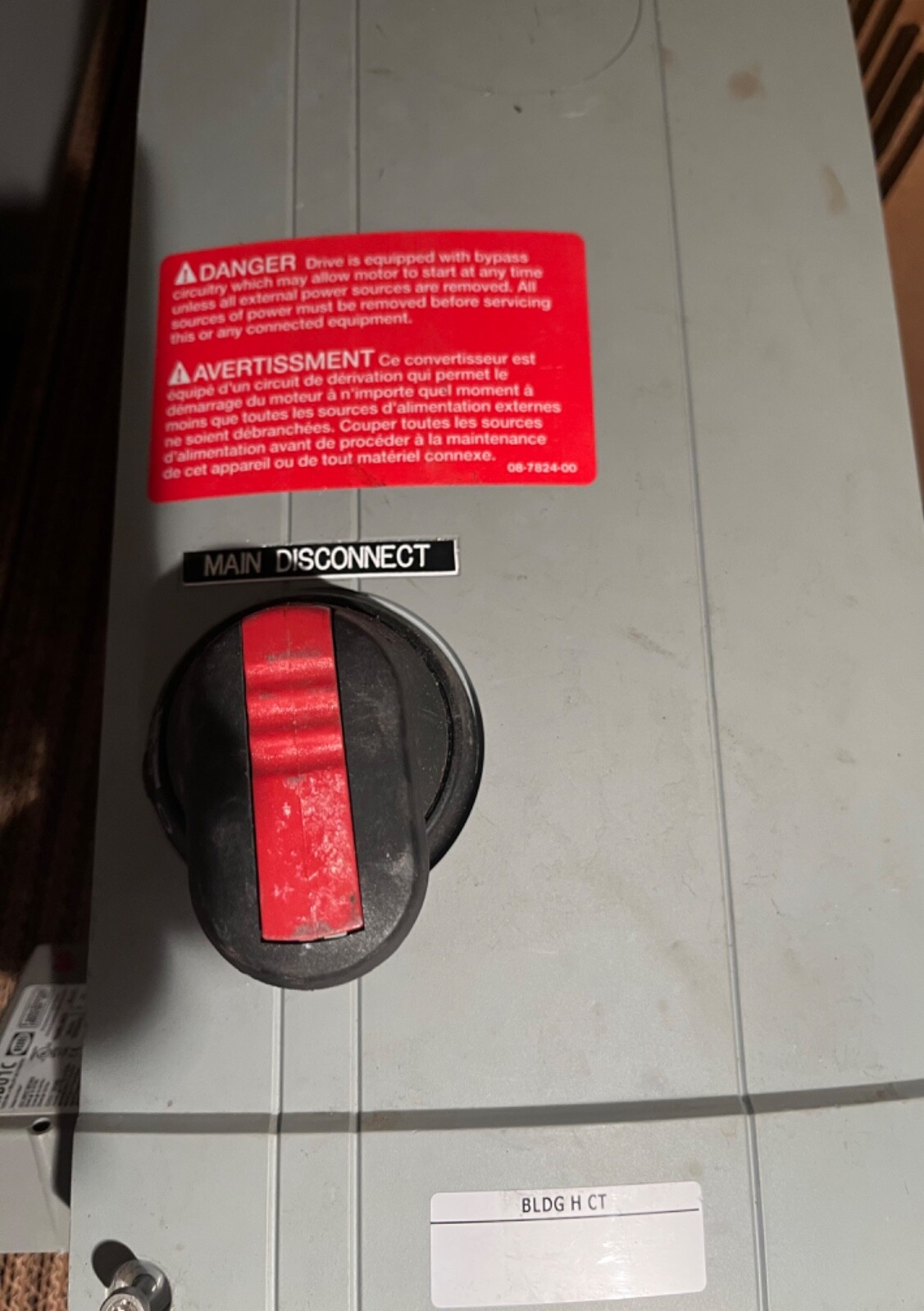 Untested Danfoss 174L1088 Industrial VLT HVAC Variable Frequency Drive Unit.