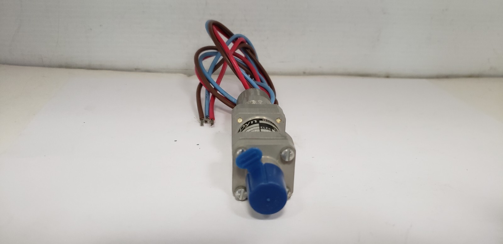 ITT NEO-DYN 105PP1S904 PRESSURE SWITCH, 7 AMP, 125/250VAC, 1800 PSIG MAX, NNB