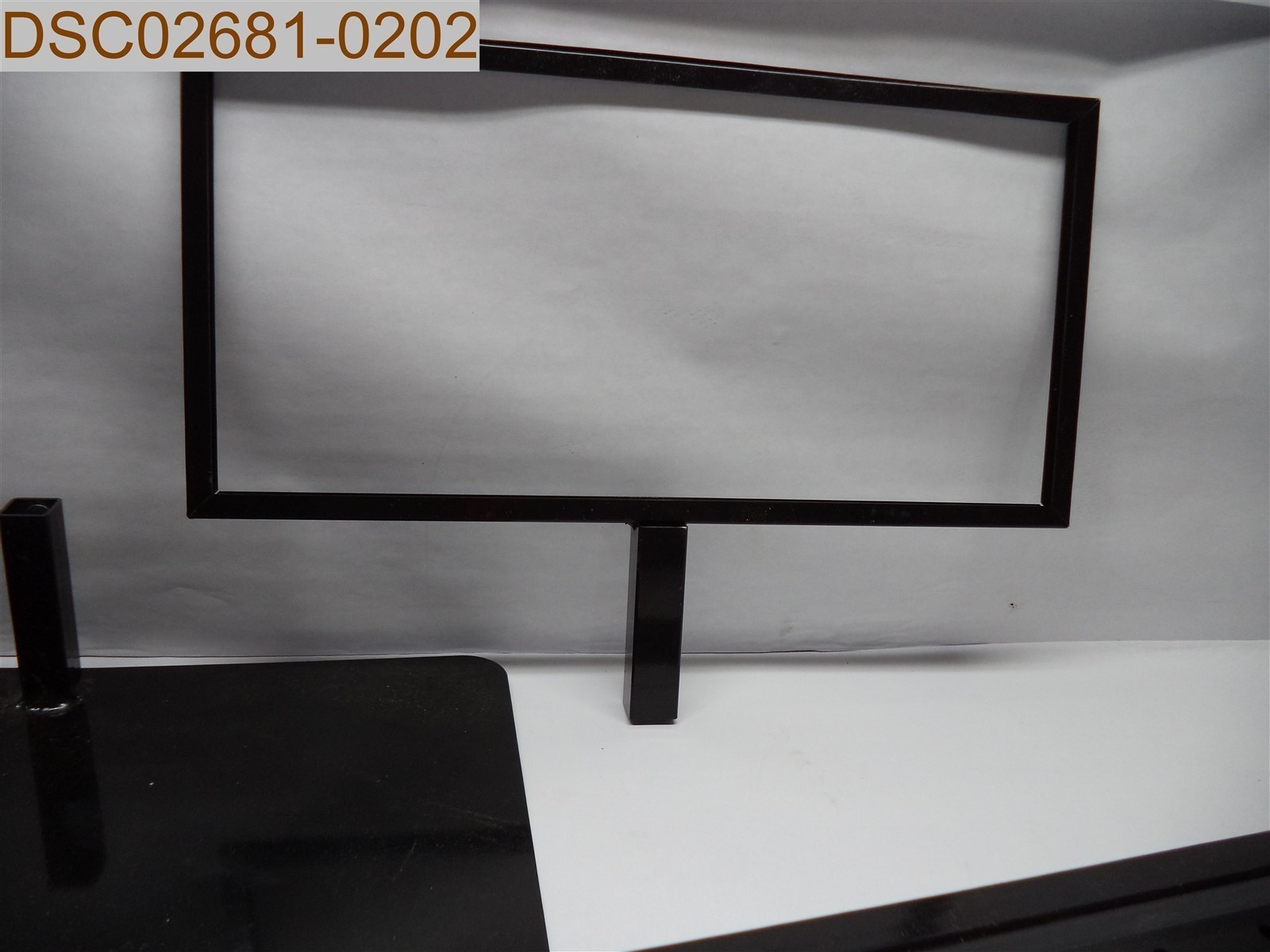 Sign Stand Stanchion Rack #6501109 KG#6658, 4.5′-6.5′, 18″x 9″ sign