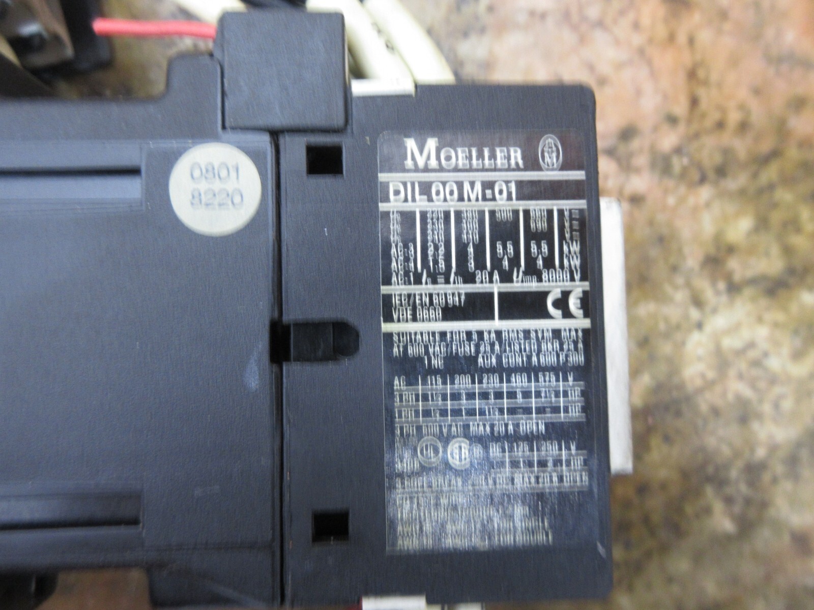 KLOCKNER MOELLER CONTACTOR DIL00M-01 K109A LOT OF 4 PIECES