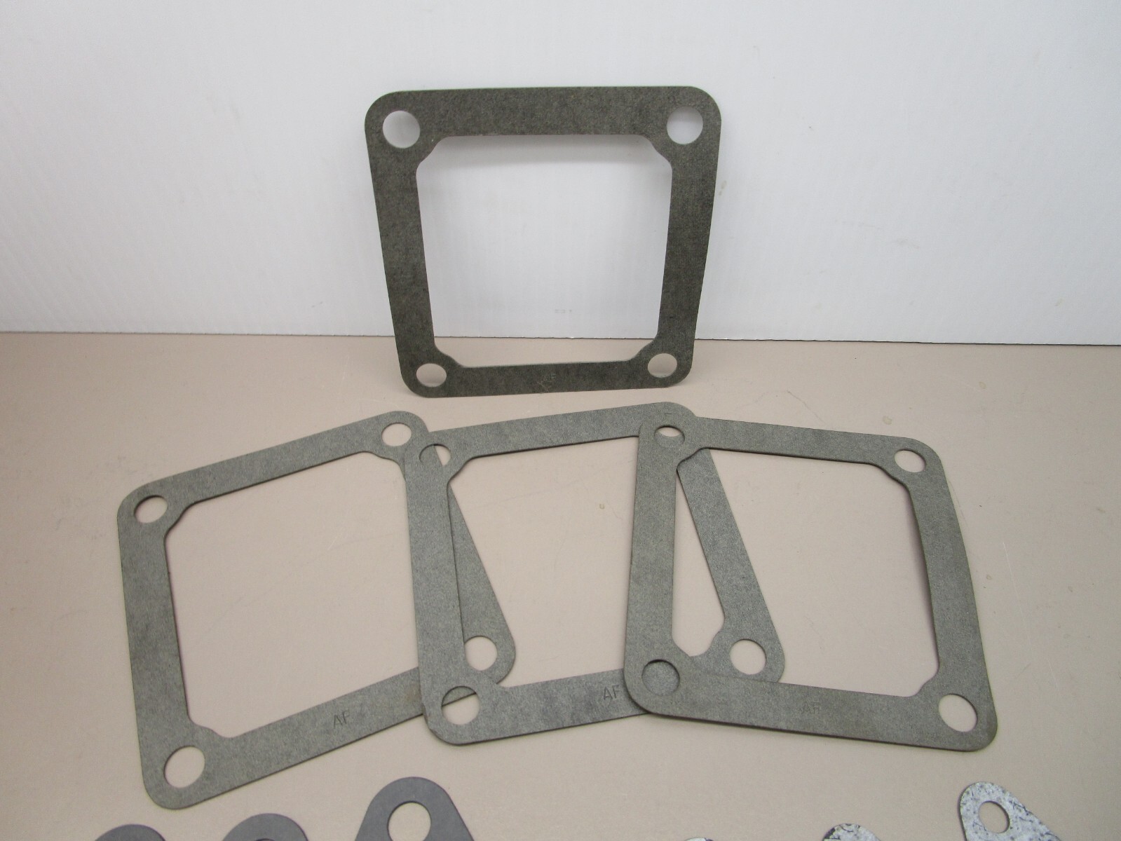 Detroit Diesel Random Small Gasket Lot for V92 Engines No Part Numbers
