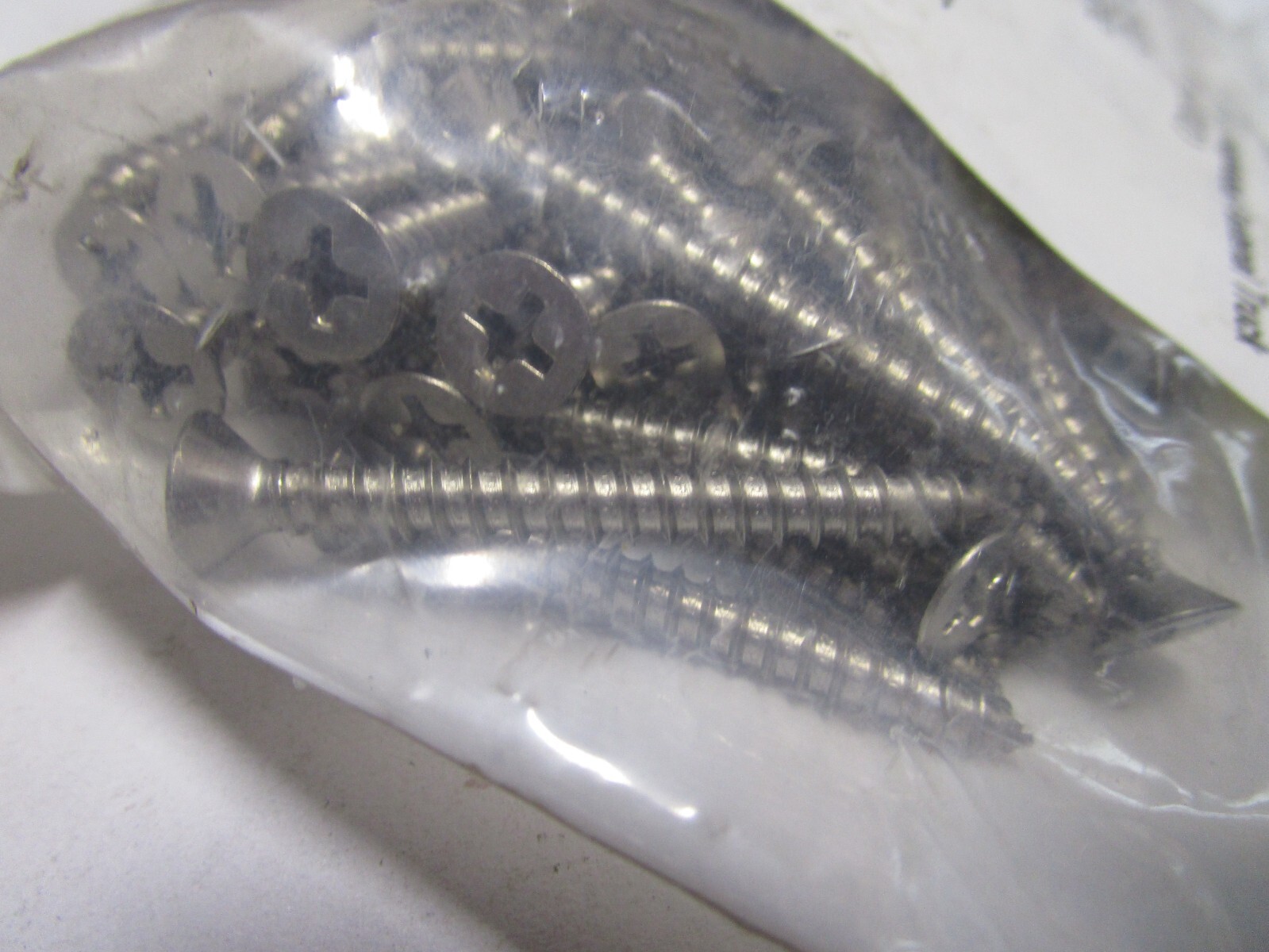 #8-15 x 1-1/2″ Phillips Flat Head 18-8 Type A Pt S/S Sheet Metal Screw QTY 100