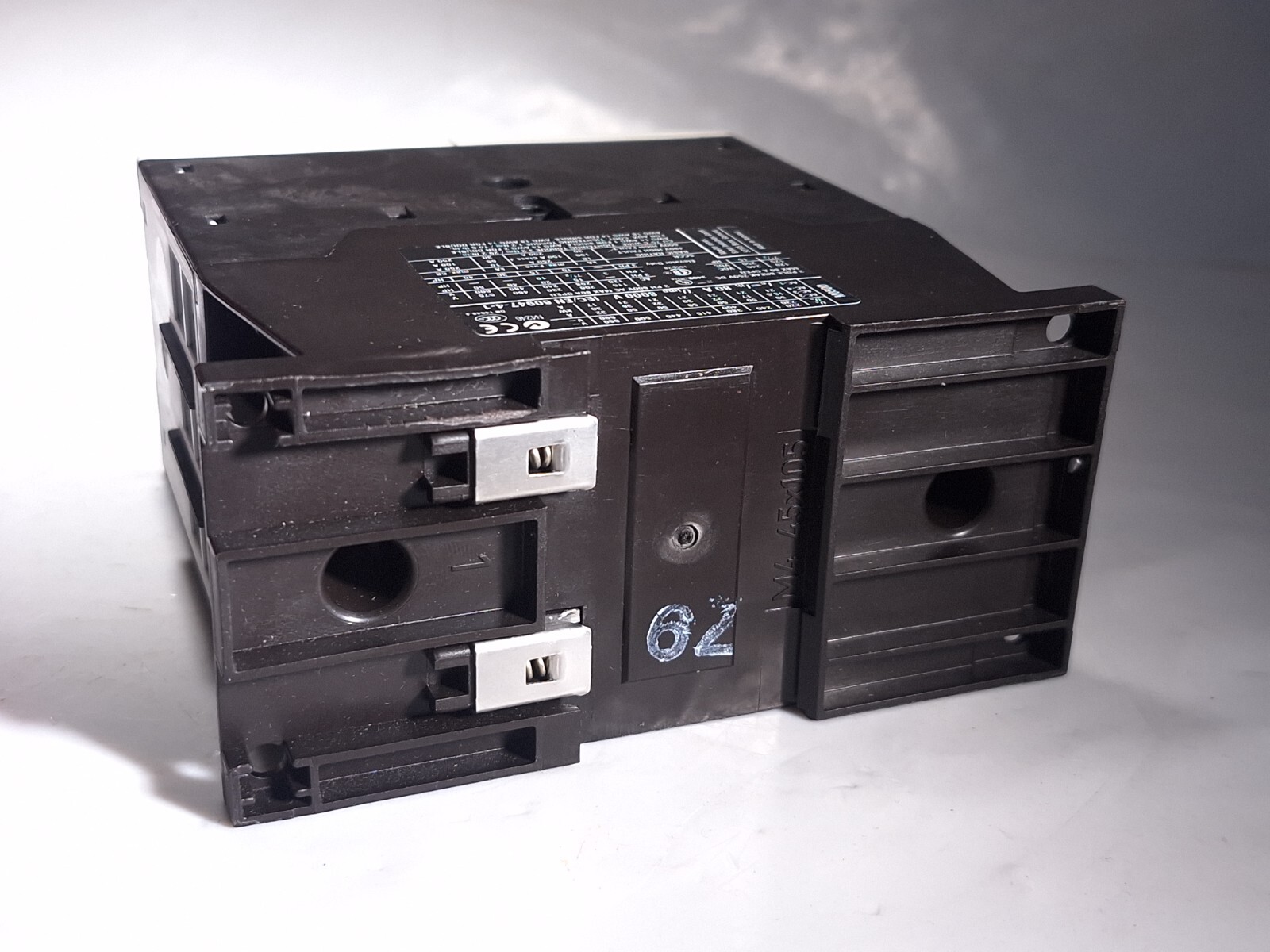 EATON MOELLER XTCE065D00C DILM65 65A 415/480V COIL 3P CONTACTOR 3-1810-037B