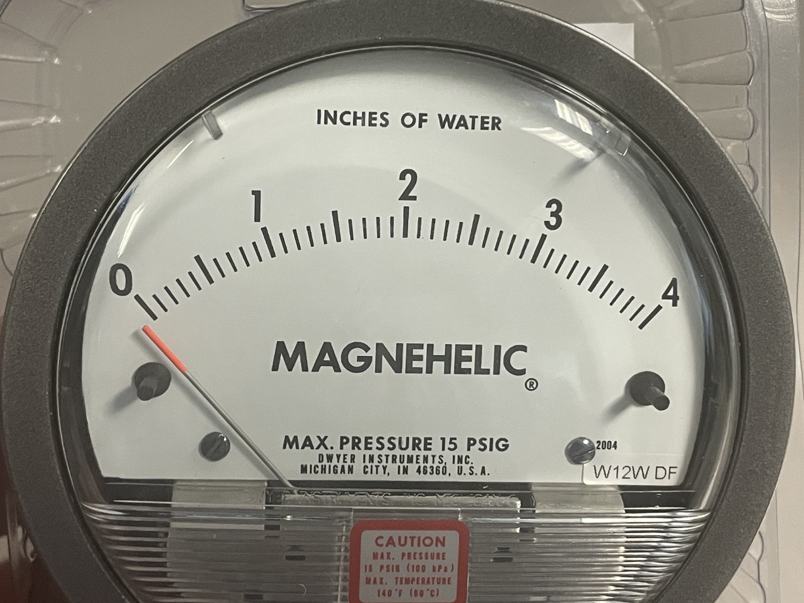 Dwyer – Magnehelic Gauge W12ZMB – New in Open Packaging