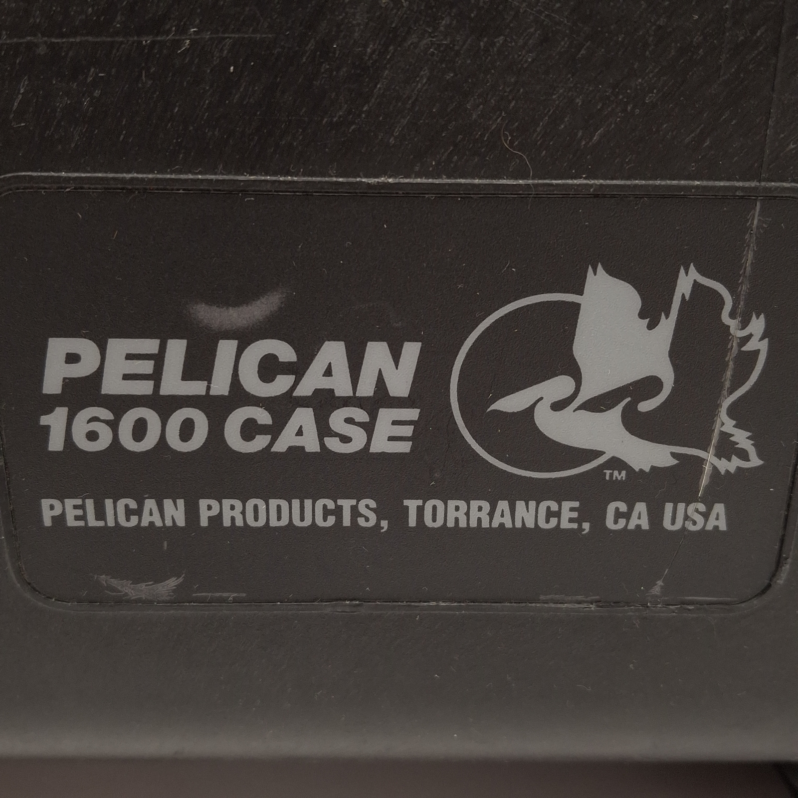 Pelican 1600 Protector Case, Black, 21.51 x 16.54 x 7.99in Interior *No Foam*