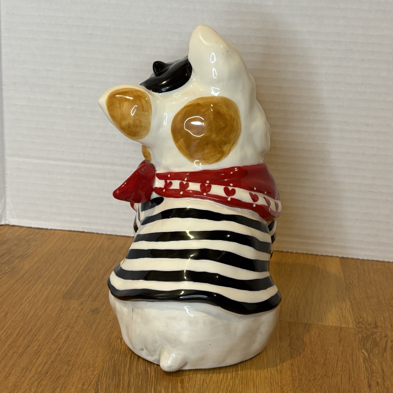 Blue Sky Clay Works ~ Free French Kisses Bulldog Figure ~ by Heather Goldmine