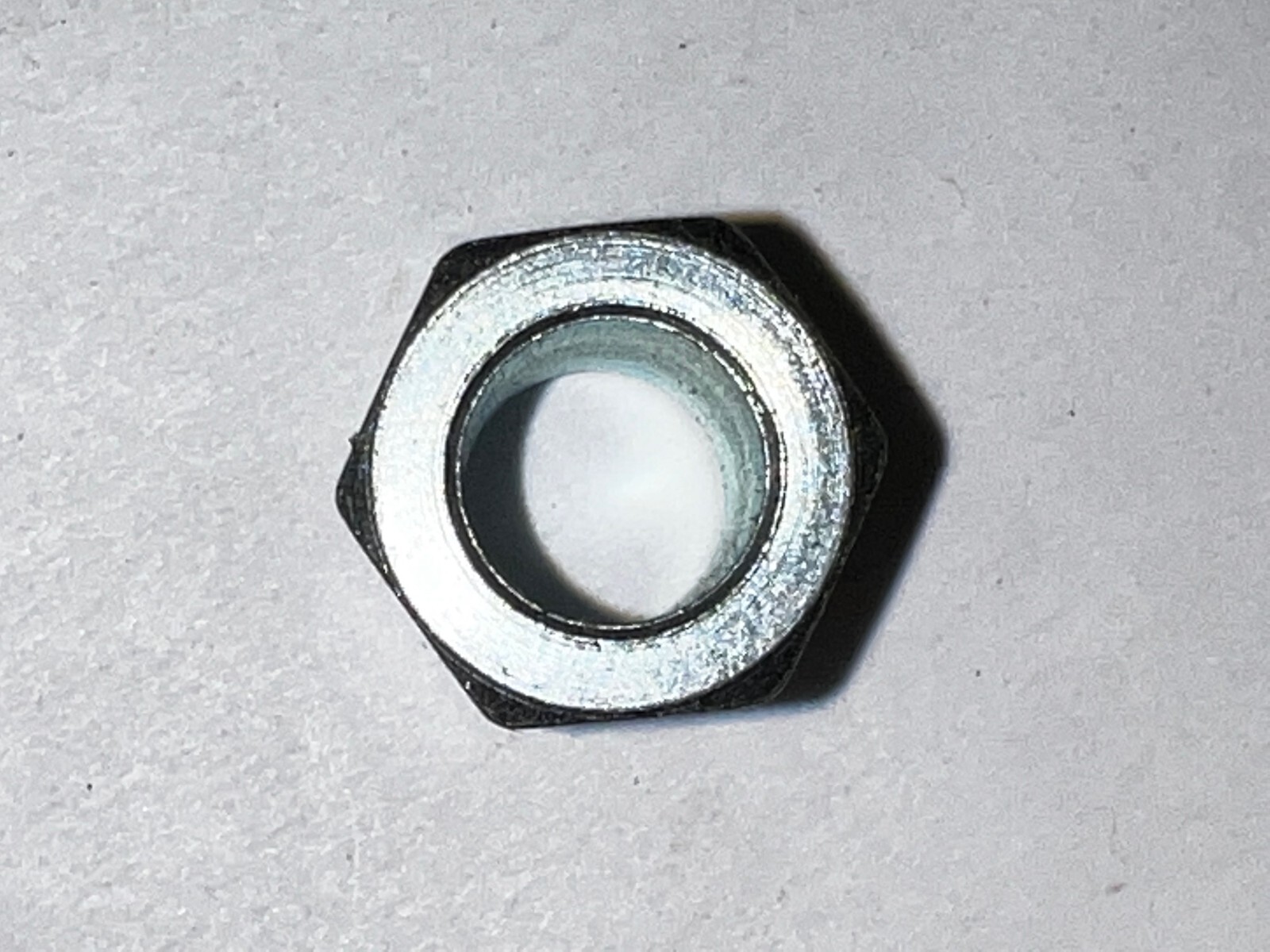 STEEL TUBE NUT 5/8″-18 THREAD 3/8″ THREAD LENGTH 3/8″ BORE LOT OF 21*
