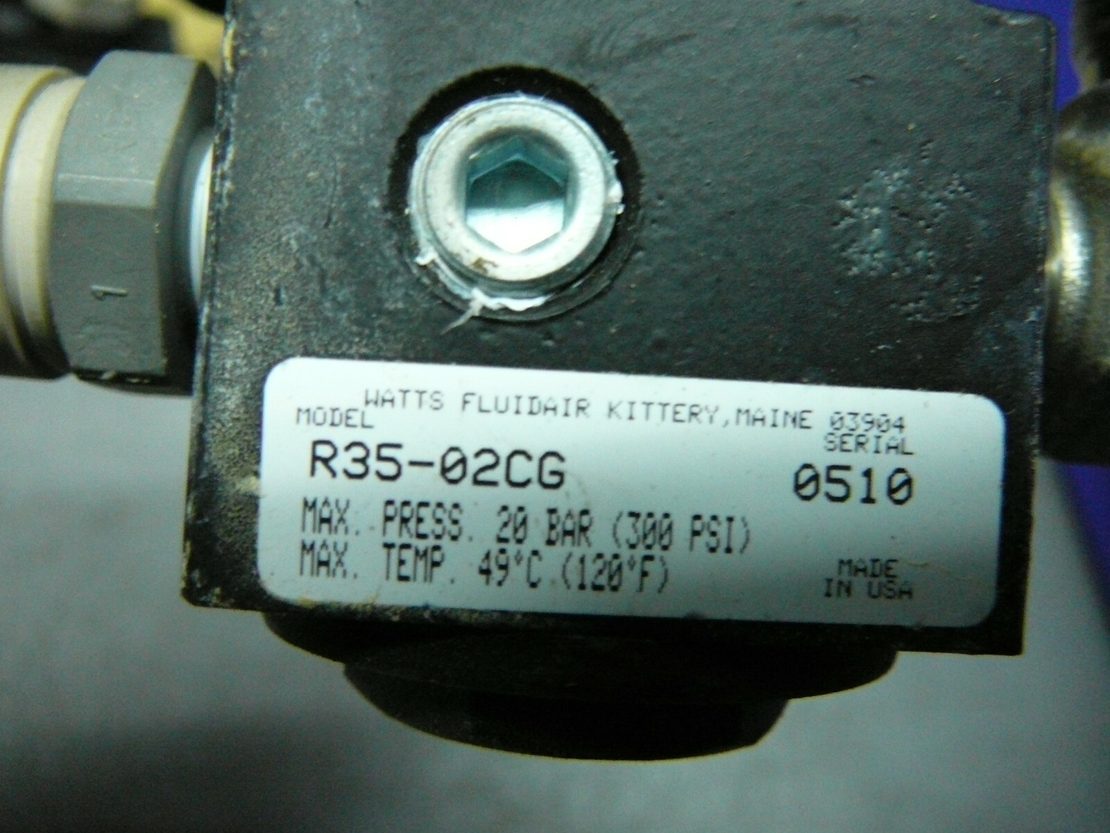 WATTS PRESSURE REGULATOR R35-02CG MAX PRESS 300PSI MAX TEMP 120°F