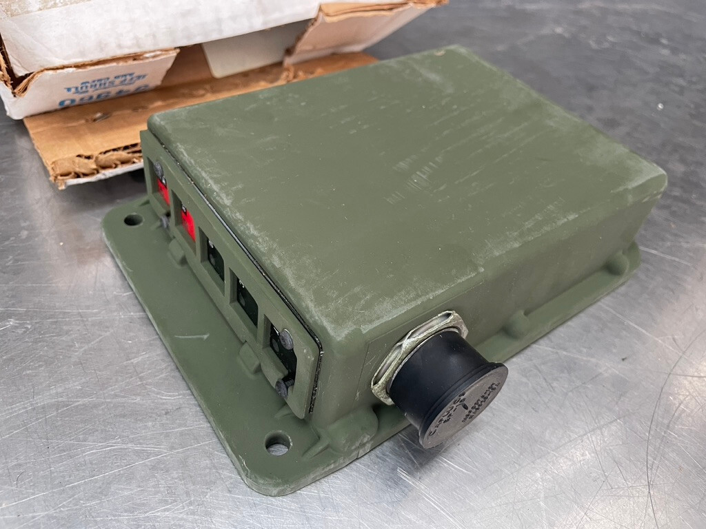 5 Ton M939 M900 CTIS Control Unit 70/80 PSI, 12363470, 676422, 6110-01-268-8739