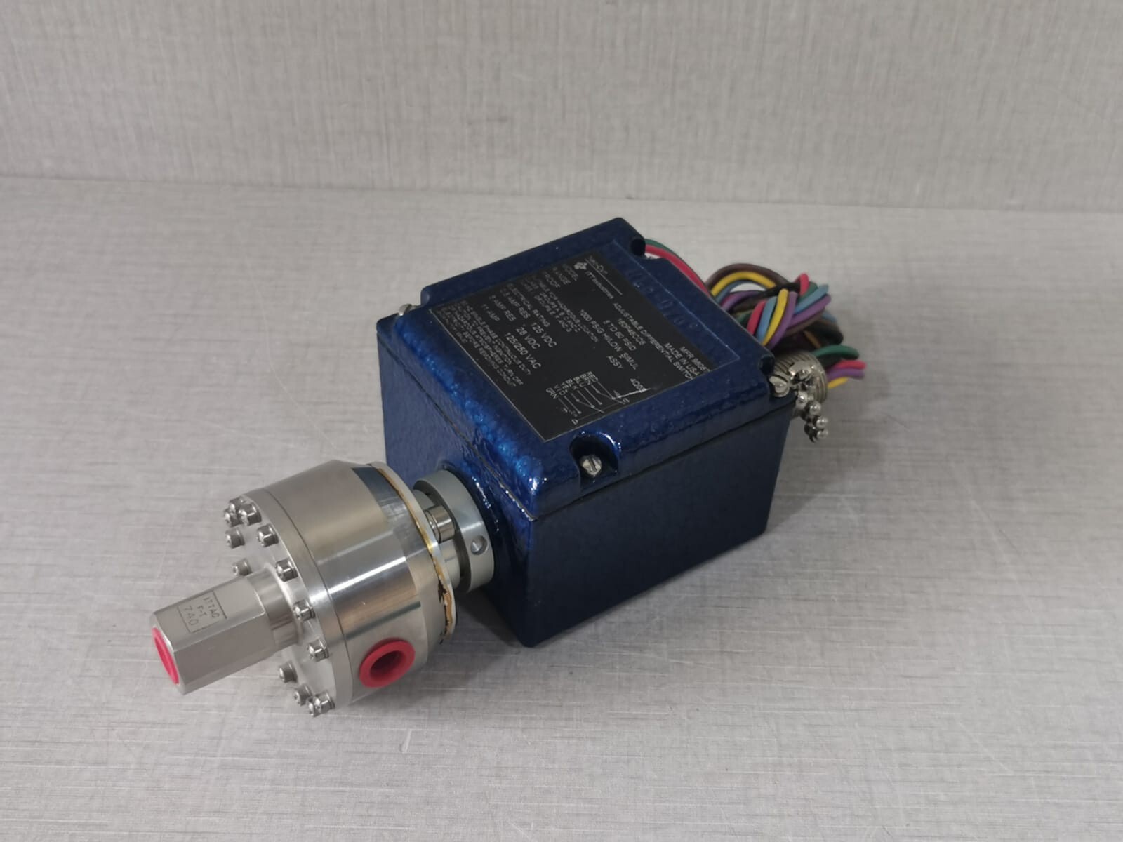 NEO-DYN 160P46CC6 Adjustable Differential Switch ~ 5 TO 60 PSID