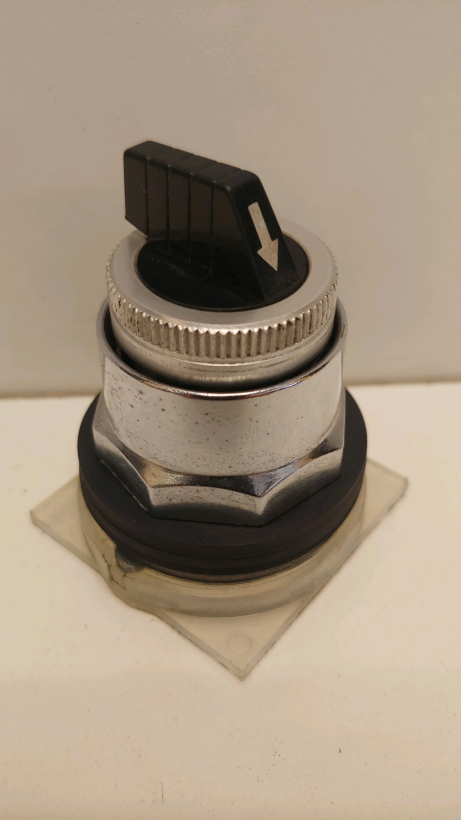 GUARANTEED! SQUARE D 3-POSITION MAINTAINED SELECTOR SWITCH 9001-KS42W