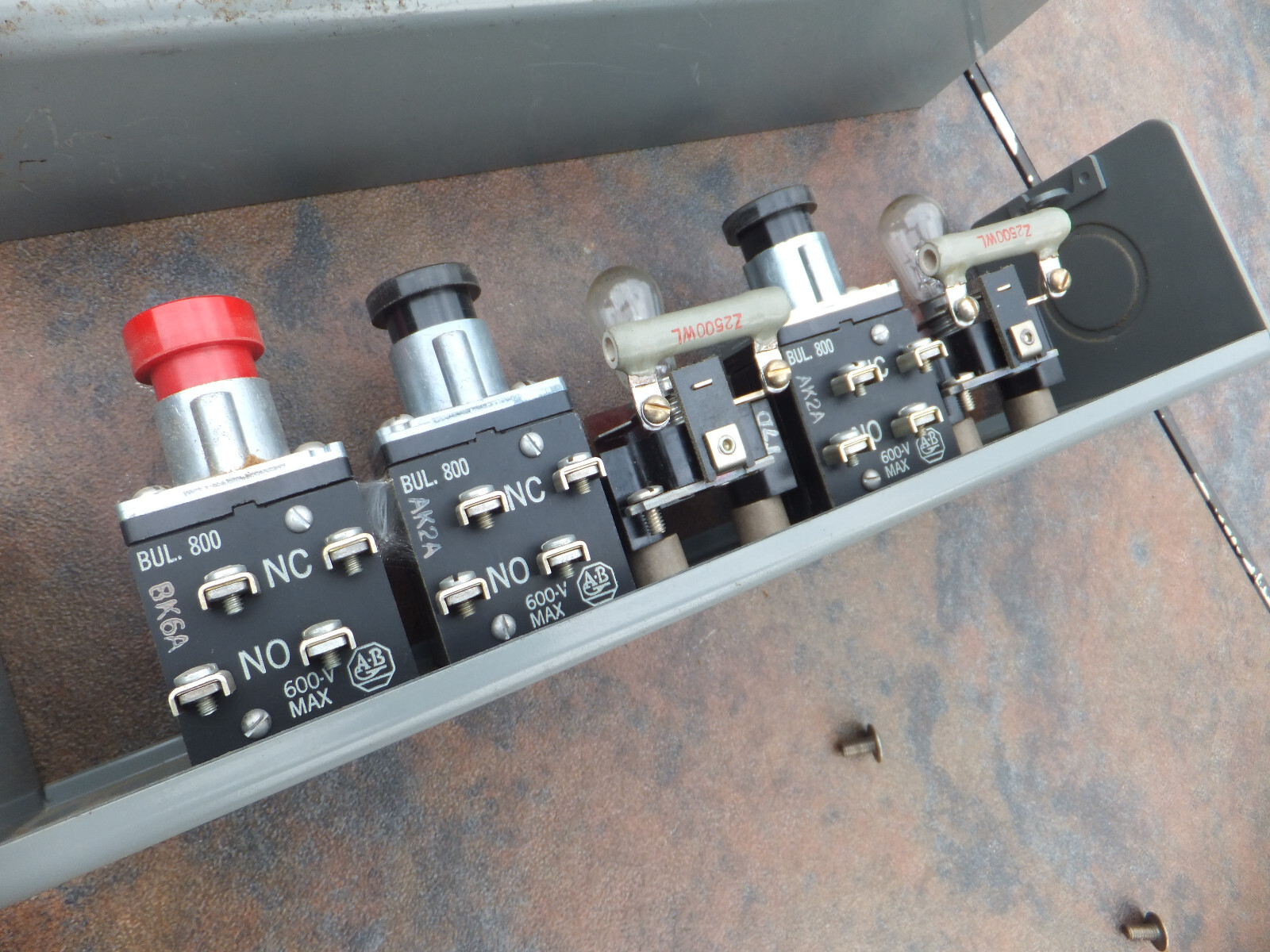 A-B Allen-Bradley Control – Push Button Fast Slow Stop Industrial Control Switch