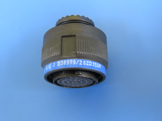 SOURIAU D38999/26ZD35SN Qty of 1 per Lot 37 Position Circular Connector Plug