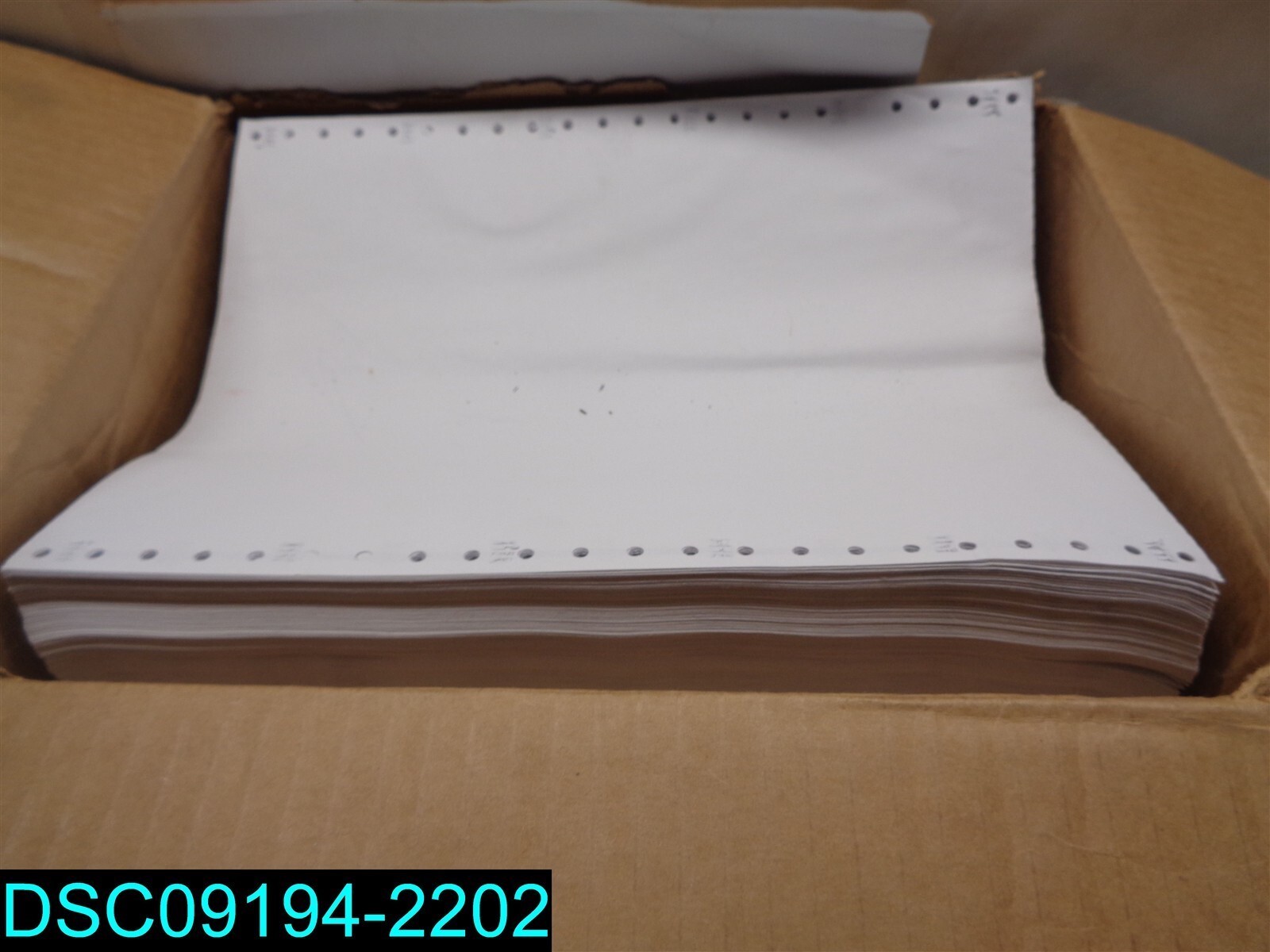 KA BA XIONG White Perforation Edge Continuous Form Paper KBX2029 4″X5″X7″QBT4729
