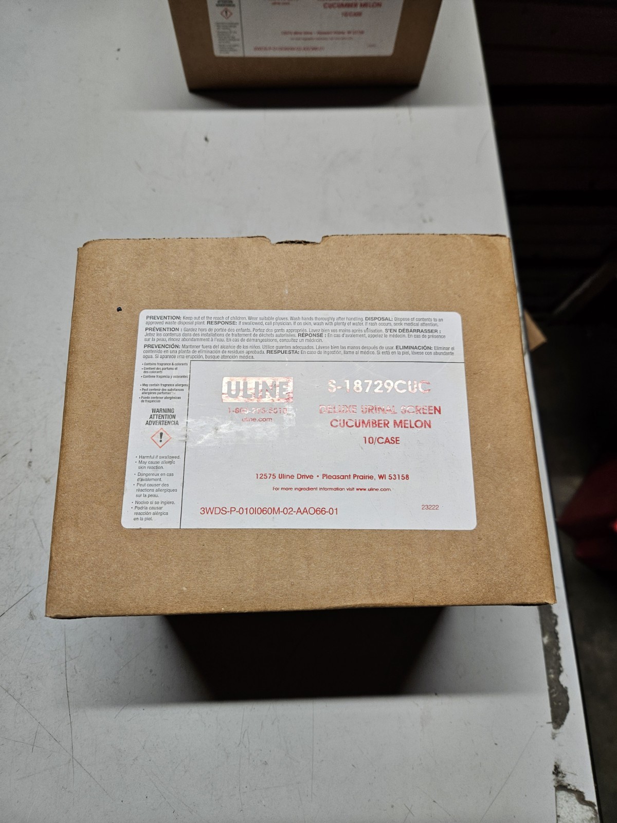 Uline Deluxe Urinal Screen S-18729CUC (Box of 10)