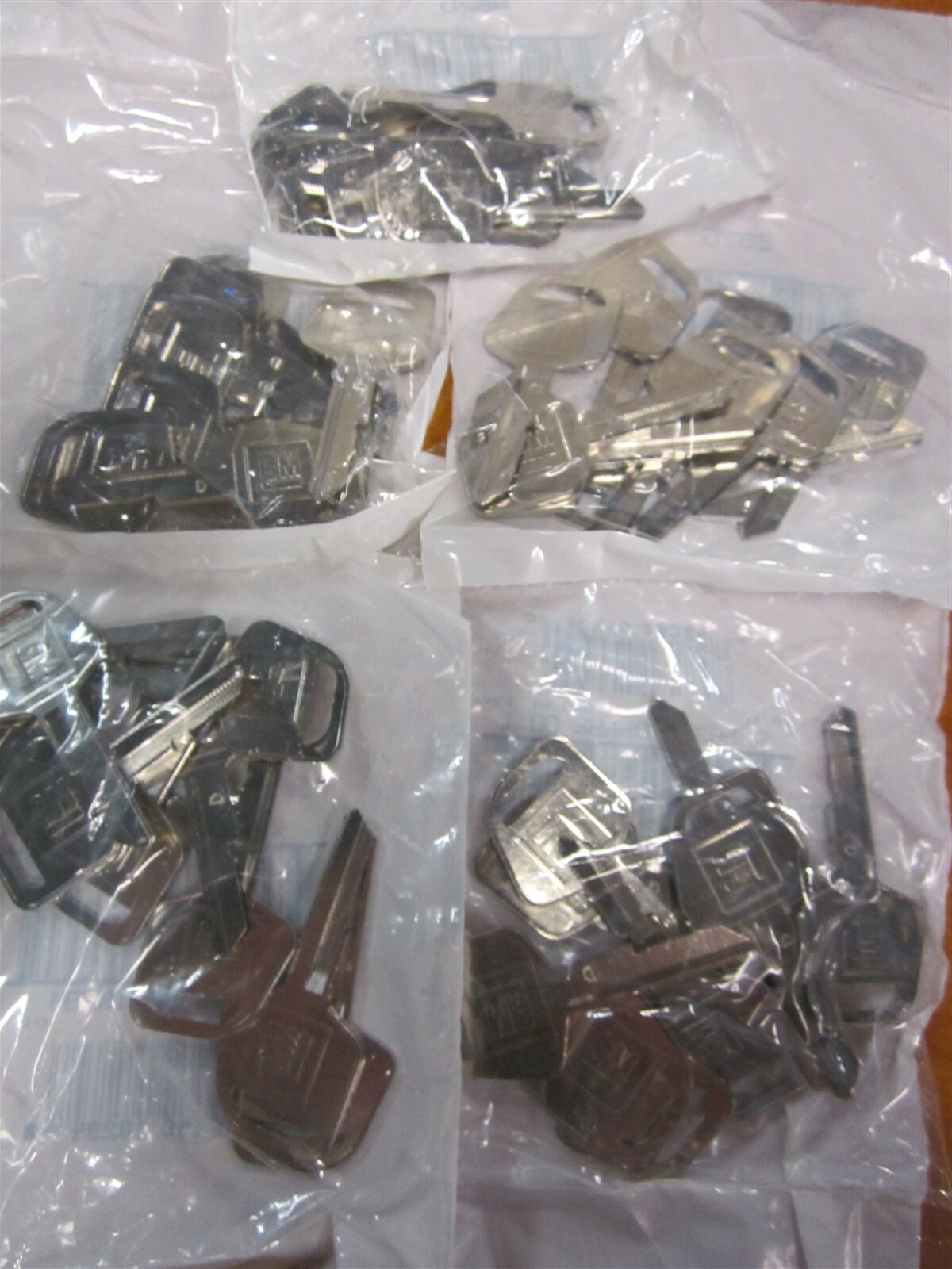 Lot Of 50 Ilco B67G Standard Brass GM Key Blanks, Keyway Edge Cut