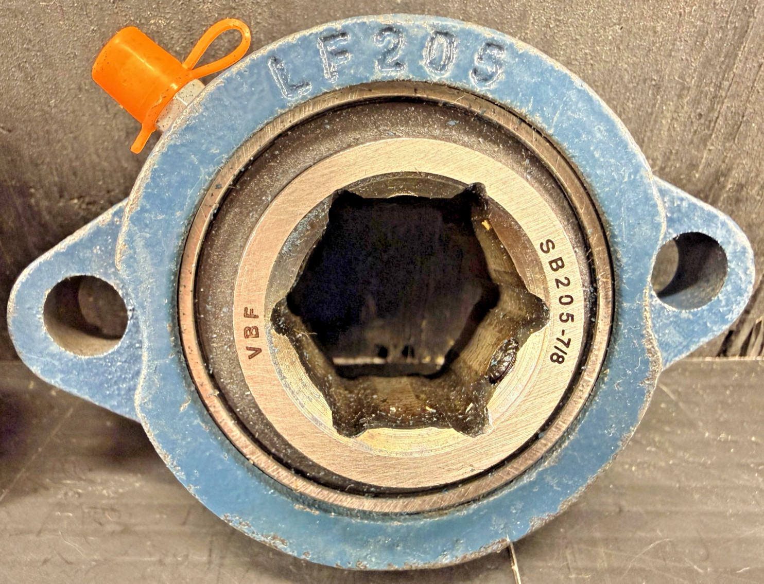 1 NEW VBF SBLF205-7/8 2 BOLT FLANGE PILLOW BLOCK BEARING NNB ***MAKE OFFER***